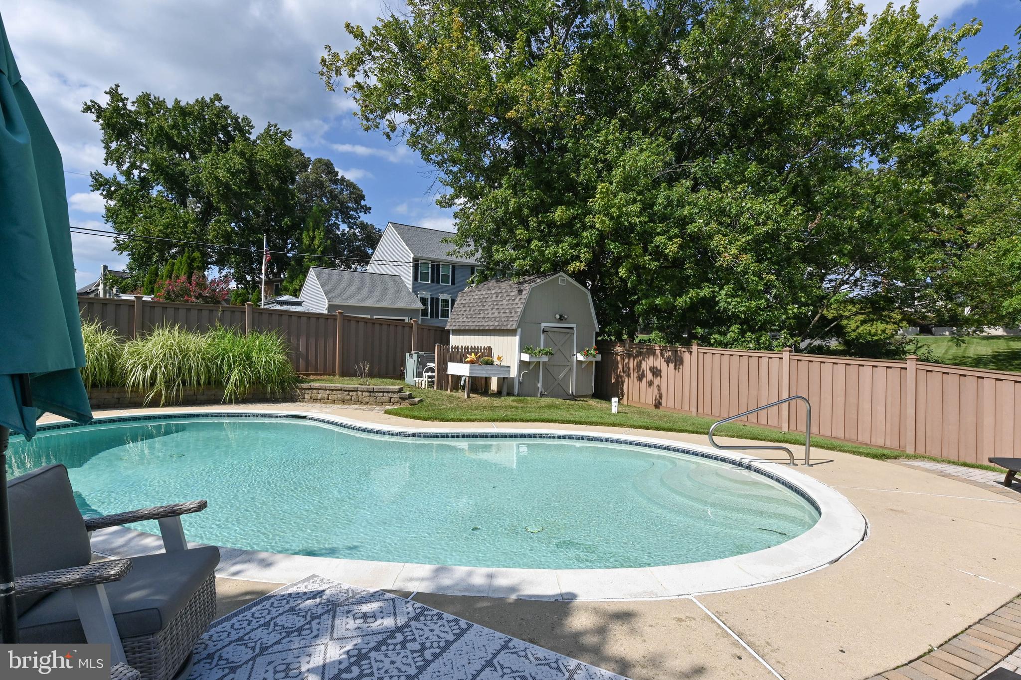 529 Bay View Point Dr