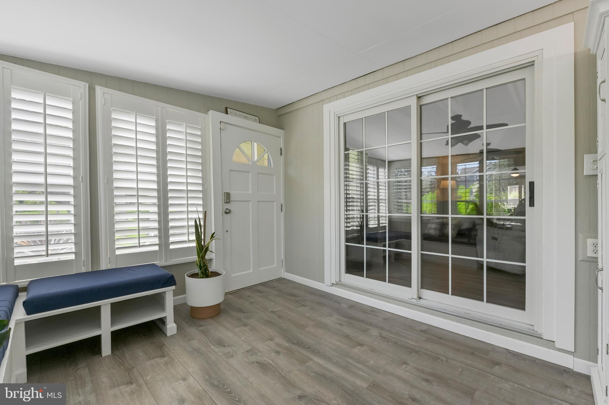 529 Bay View Point Dr