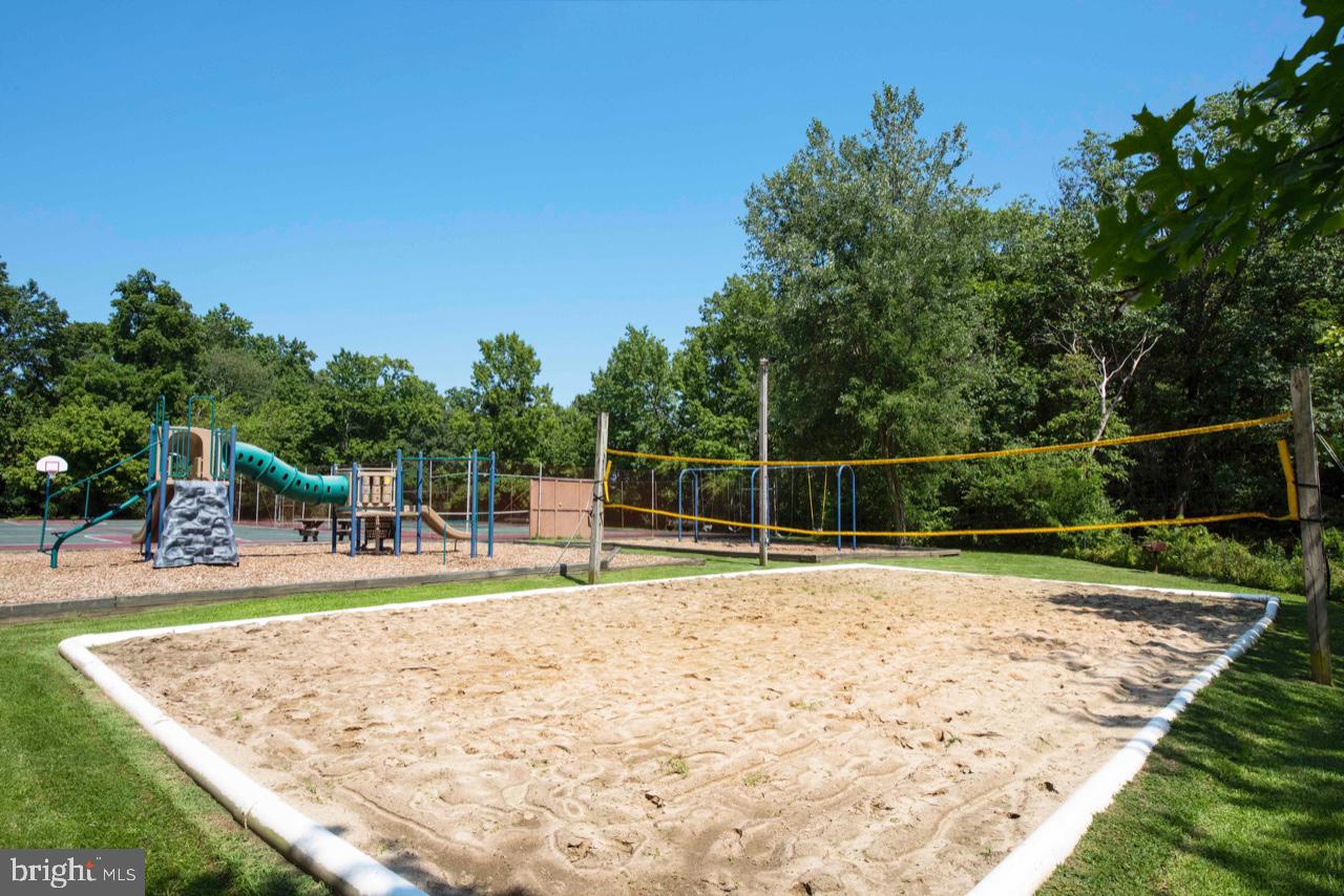 529 Bay View Point Dr