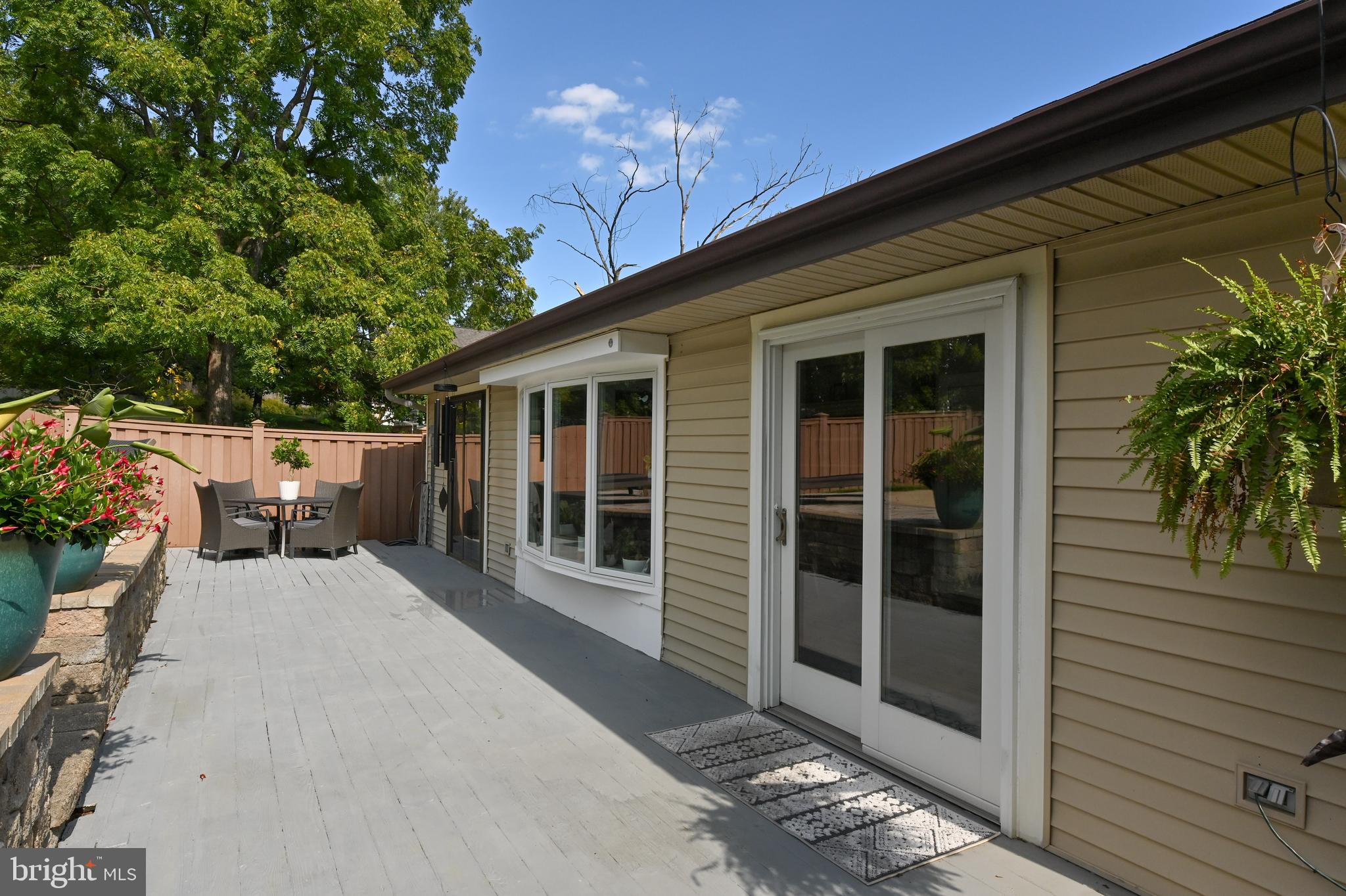 529 Bay View Point Dr