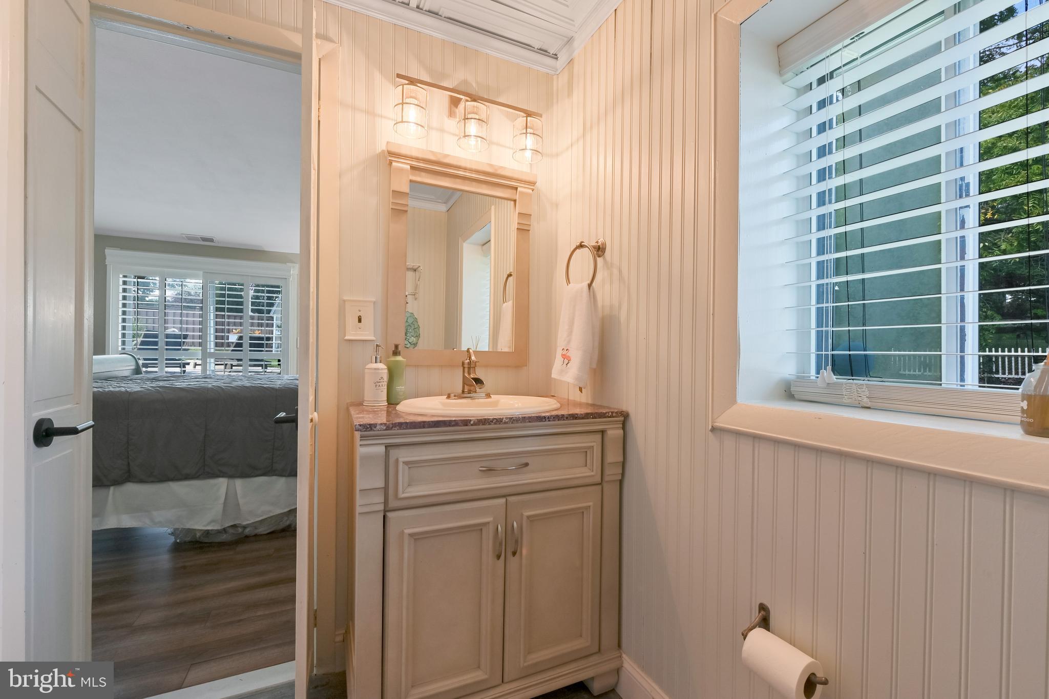 529 Bay View Point Dr