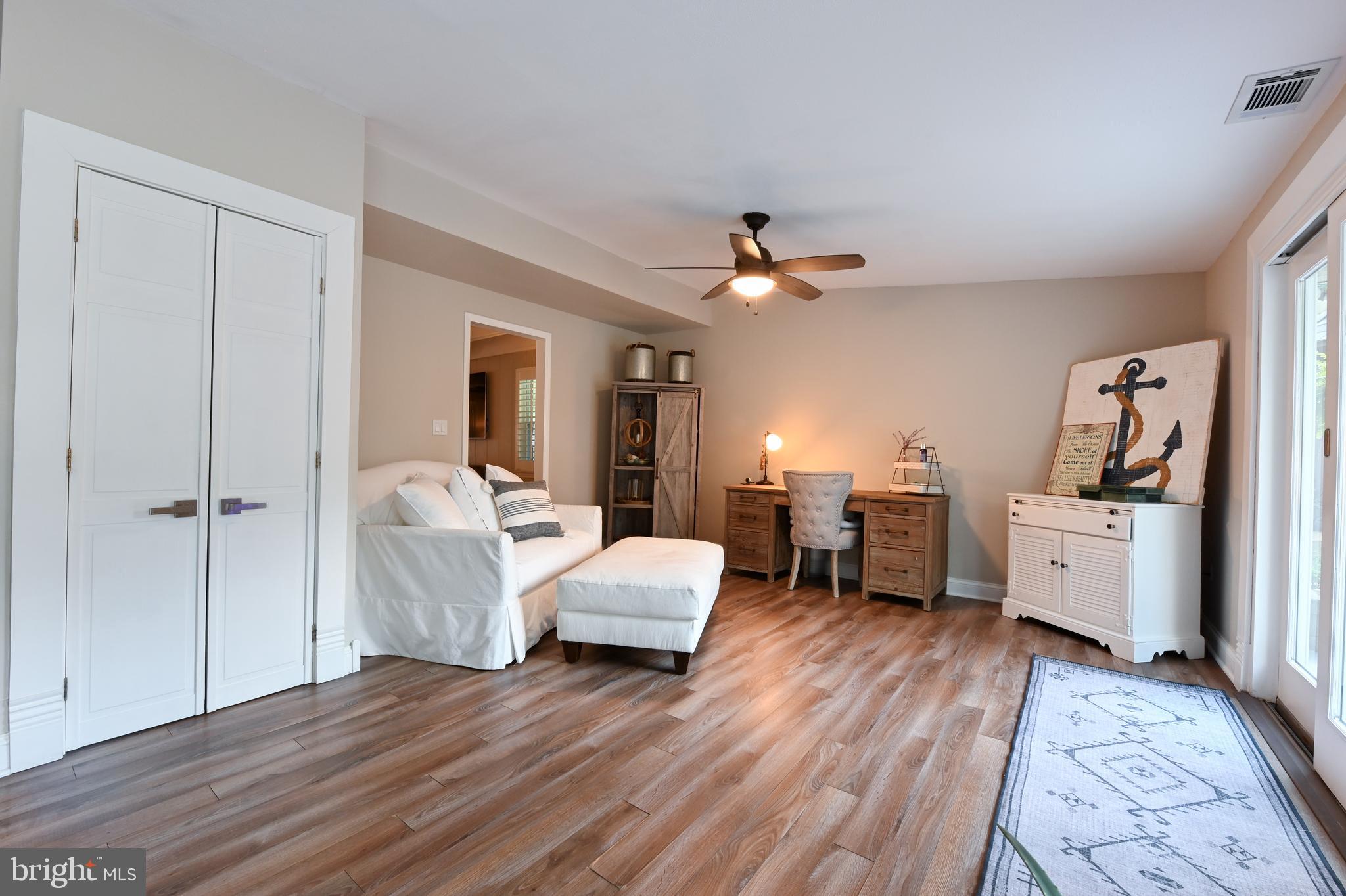 529 Bay View Point Dr