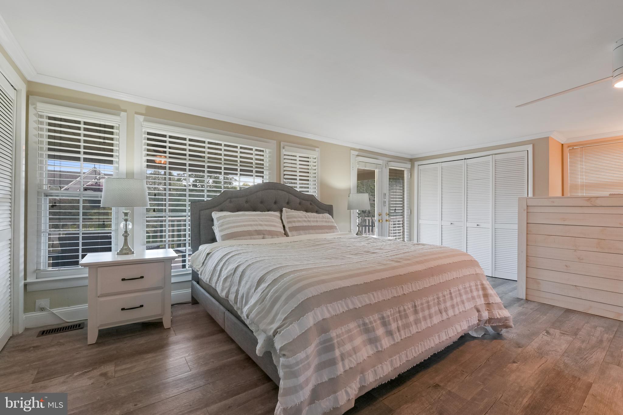 529 Bay View Point Dr