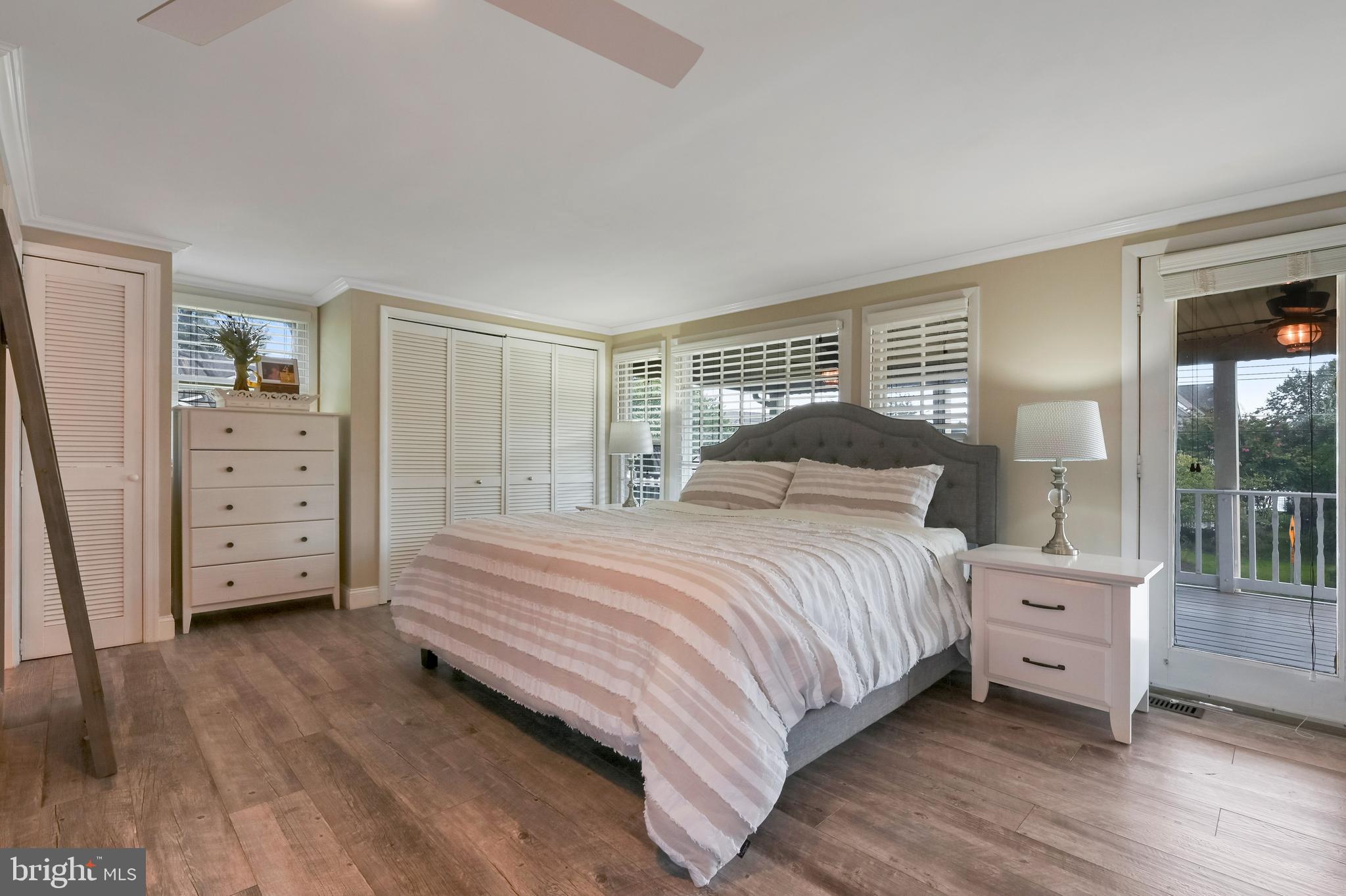 529 Bay View Point Dr