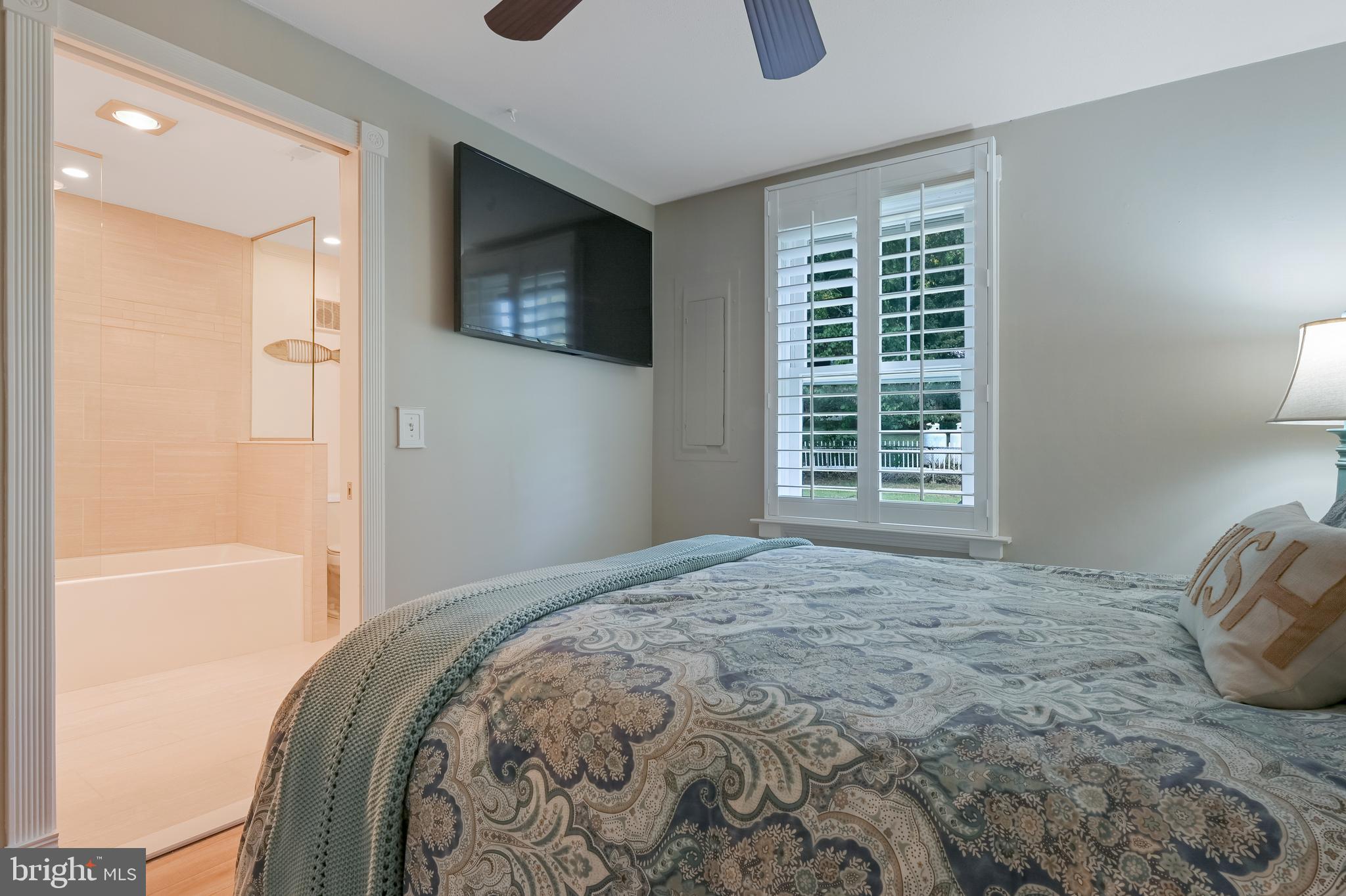 529 Bay View Point Dr