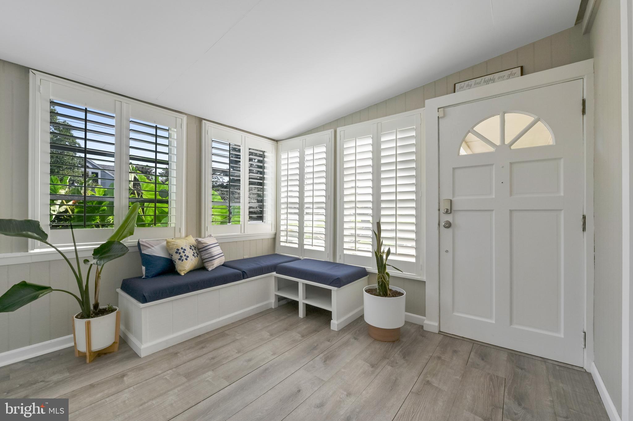 529 Bay View Point Dr