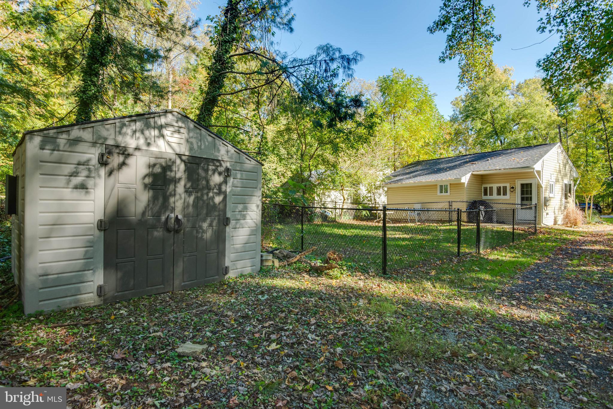 2870 Hambleton Rd