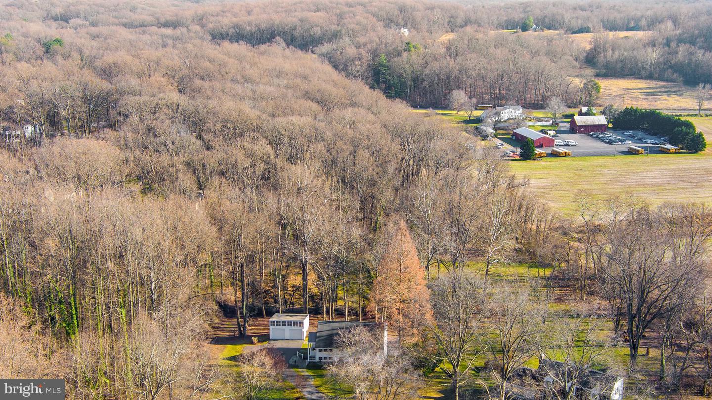 1173 Goldfinch Ln