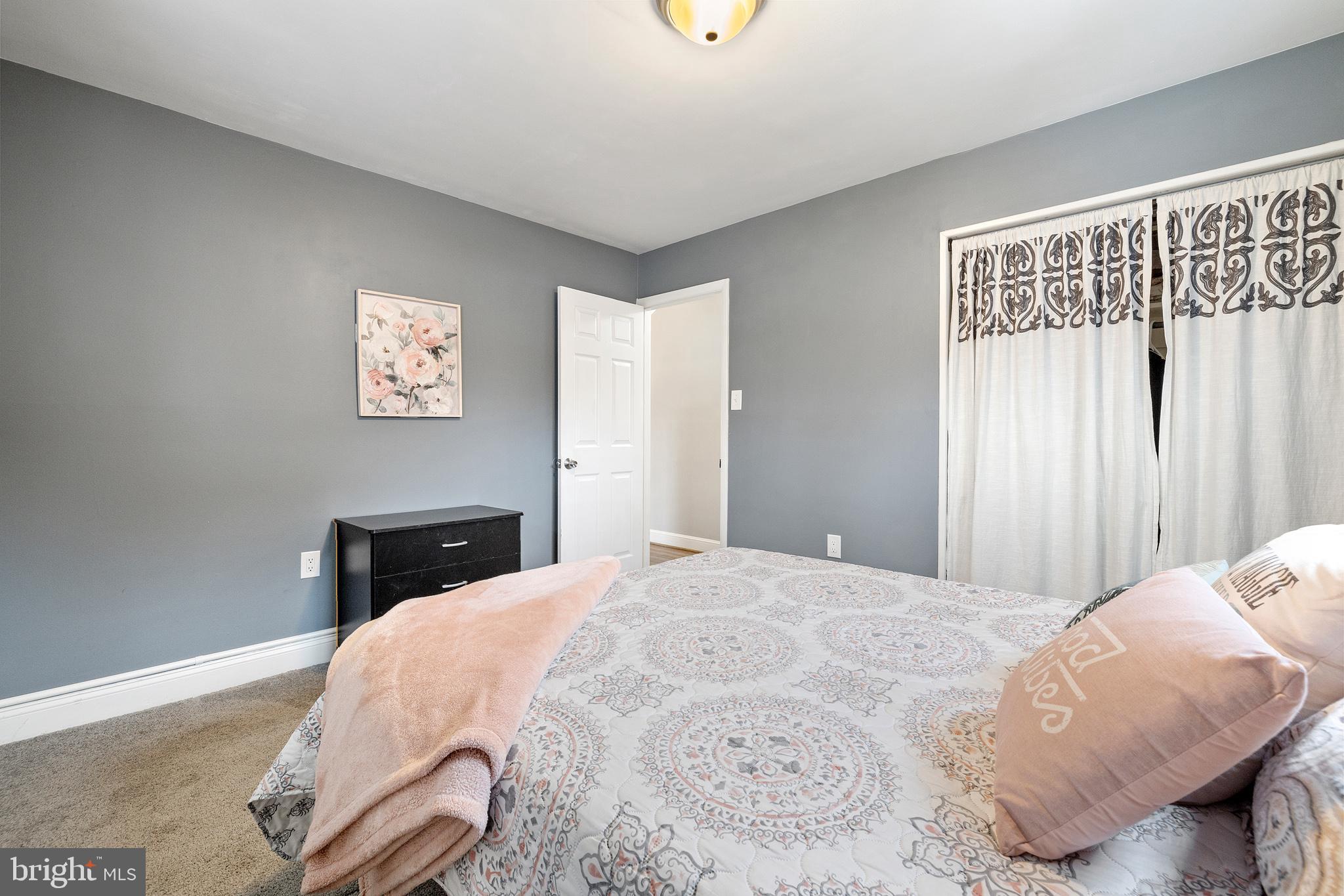 103 Country Club Dr