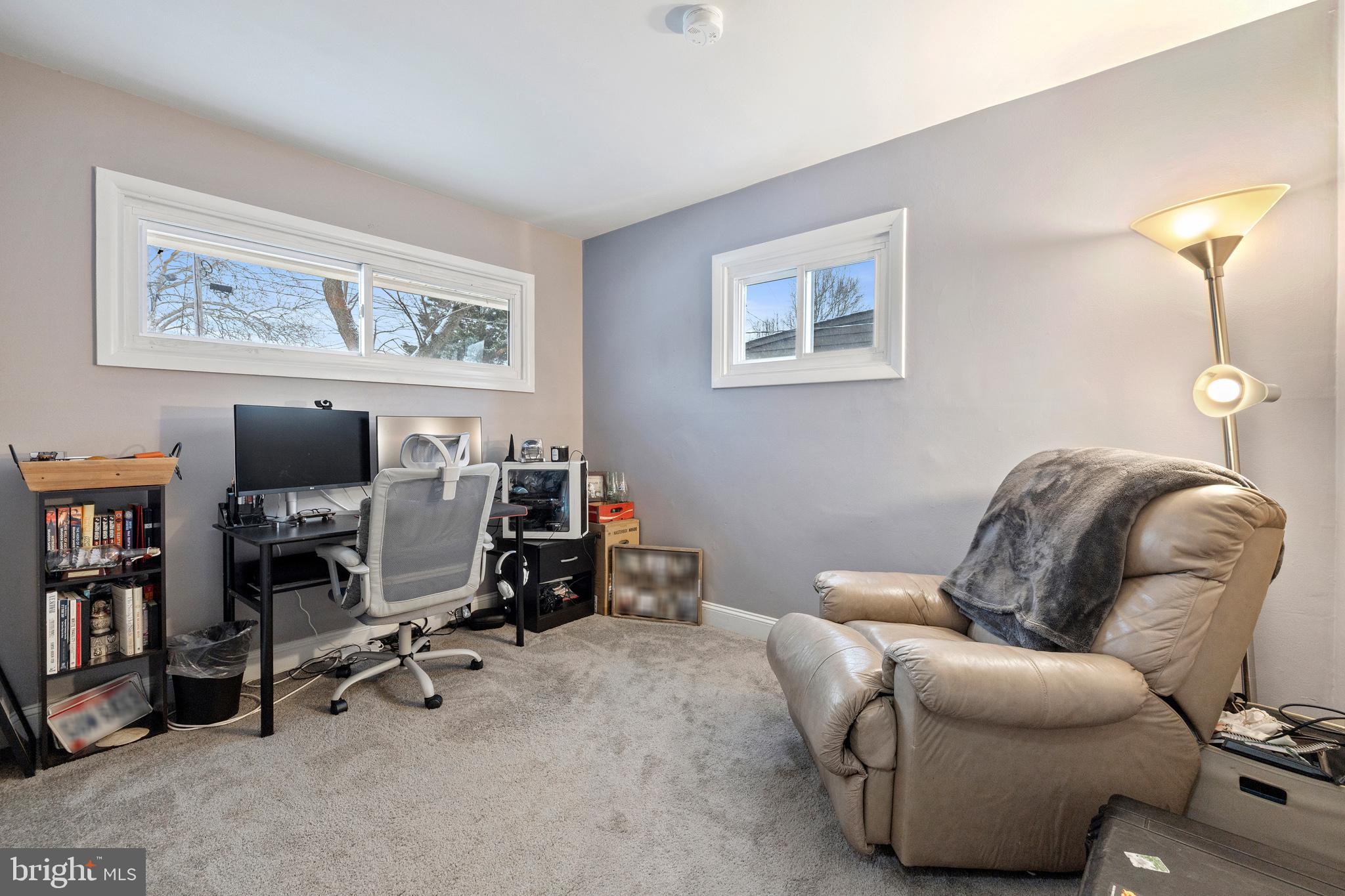103 Country Club Dr