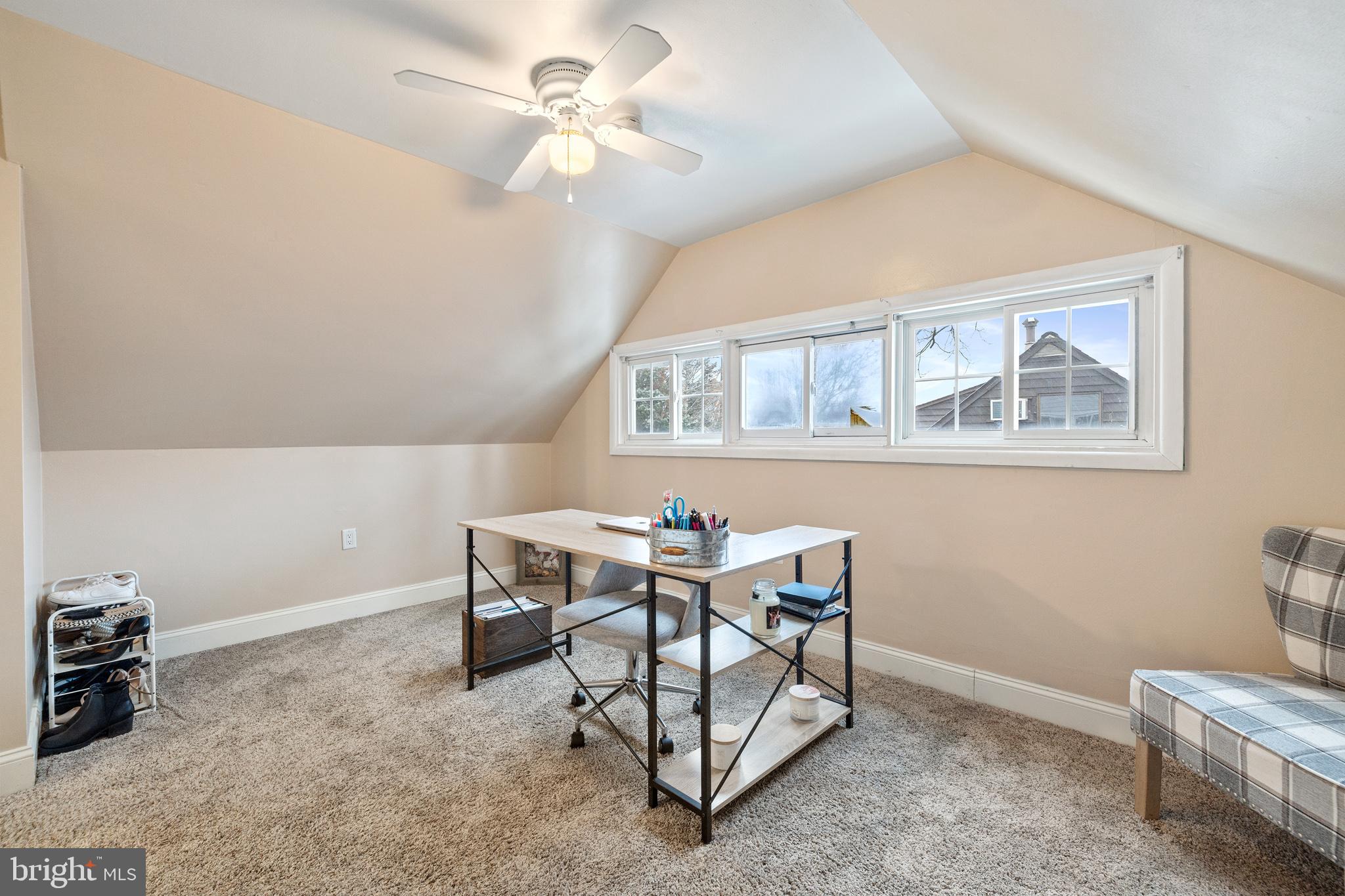 103 Country Club Dr