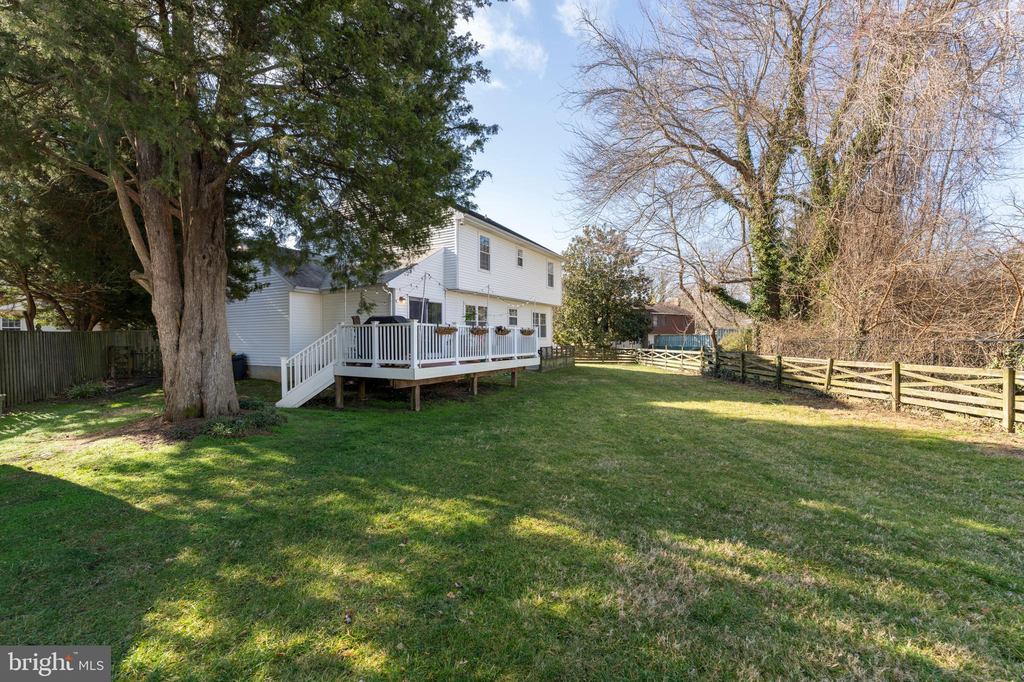 1277 Swan Dr