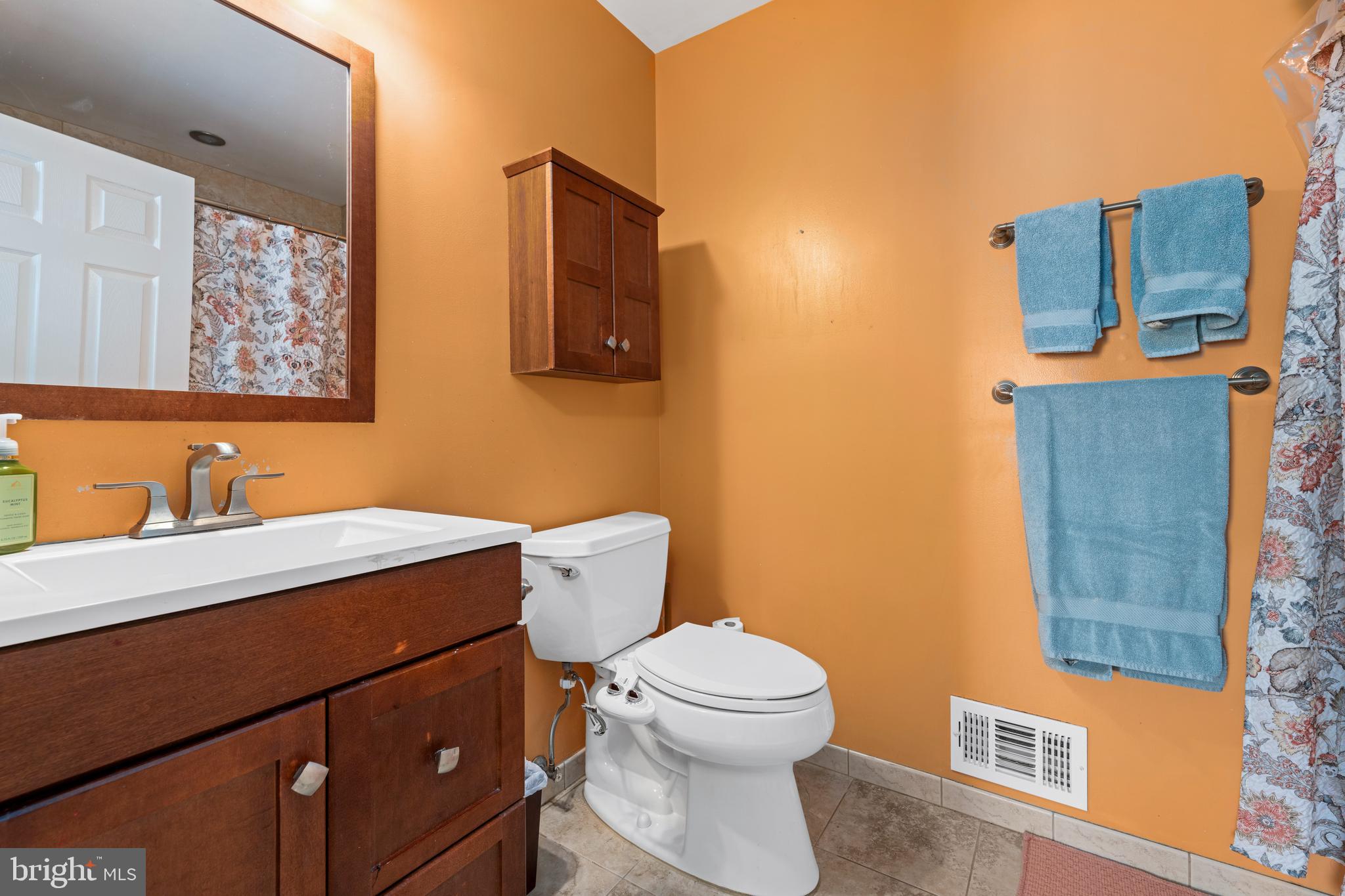 1277 Swan Dr