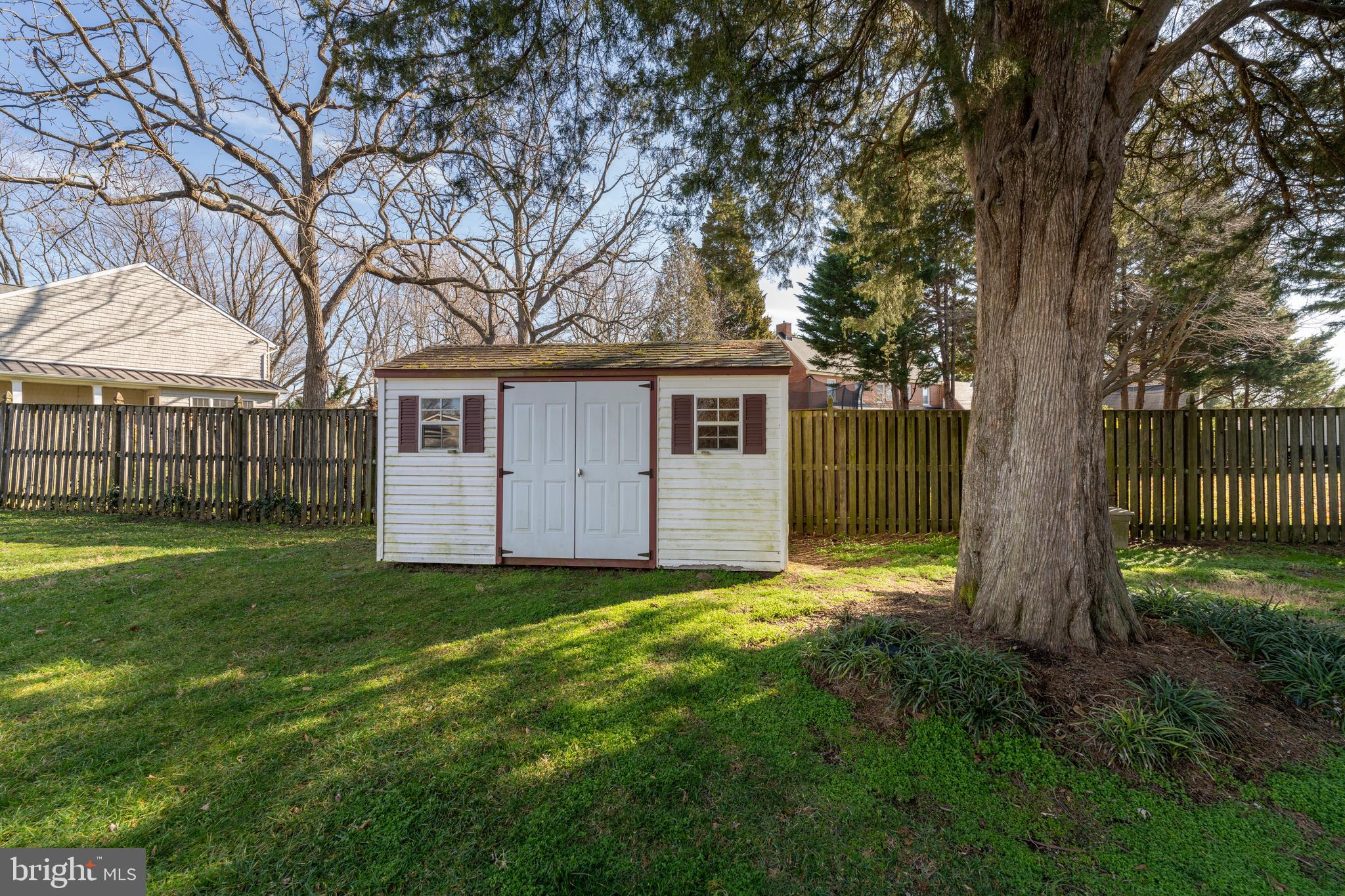1277 Swan Dr