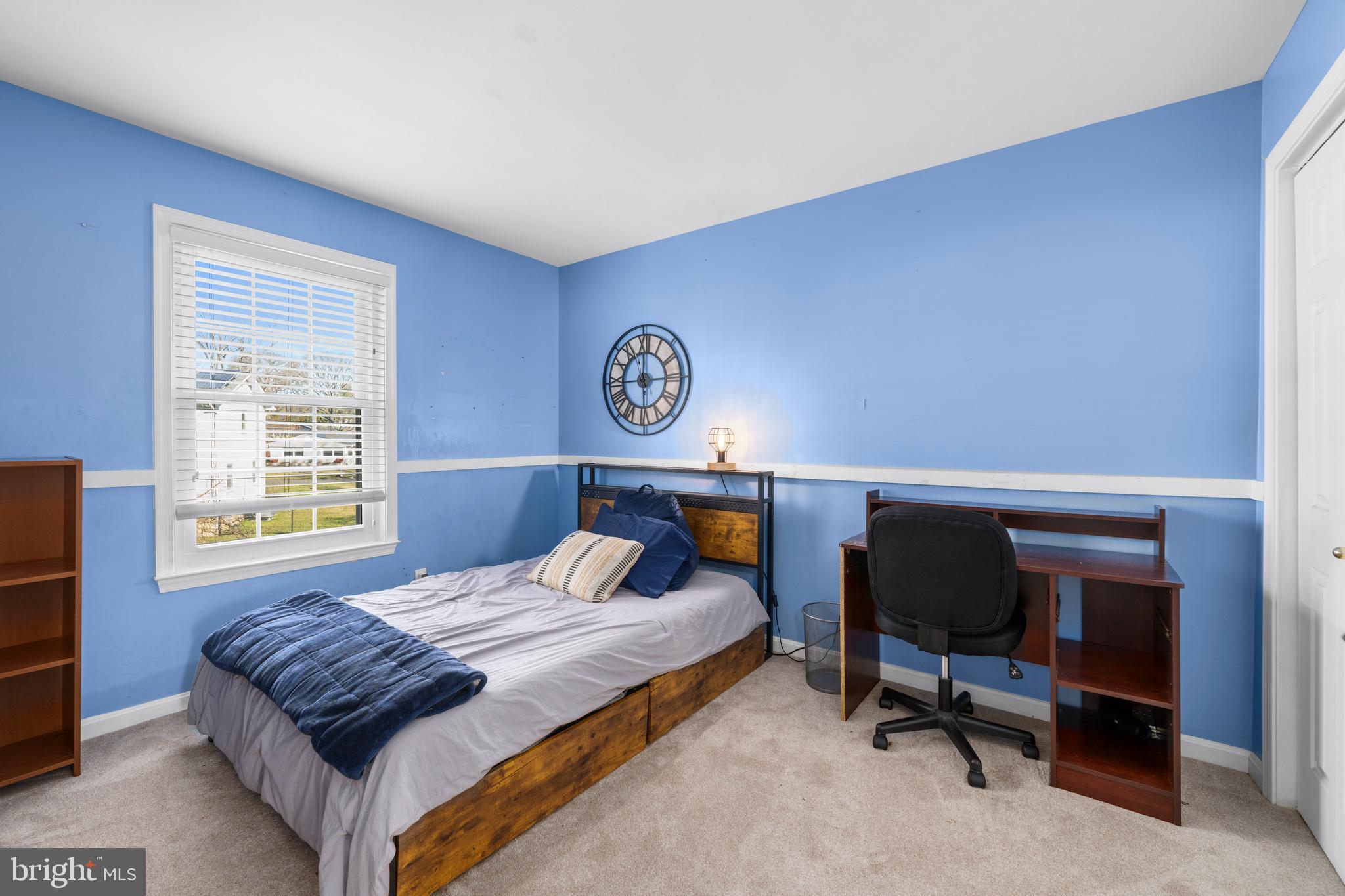 1277 Swan Dr