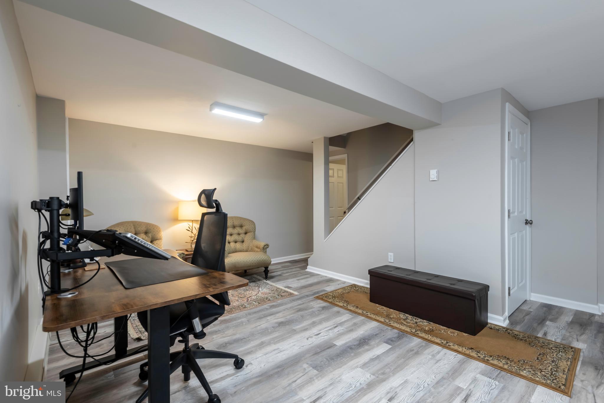 1011 Hyde Park Dr