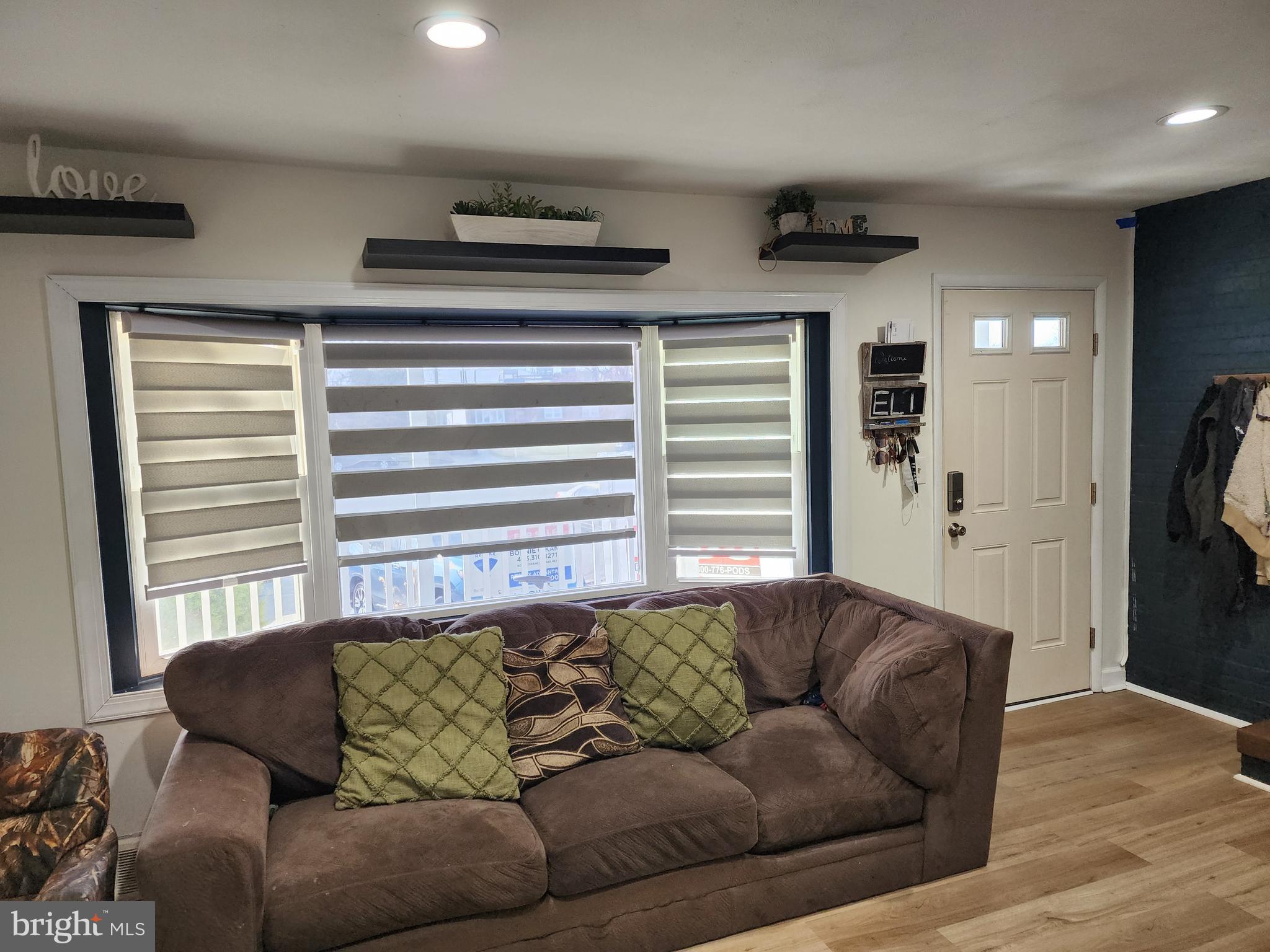 101 Cedarcliff Ct