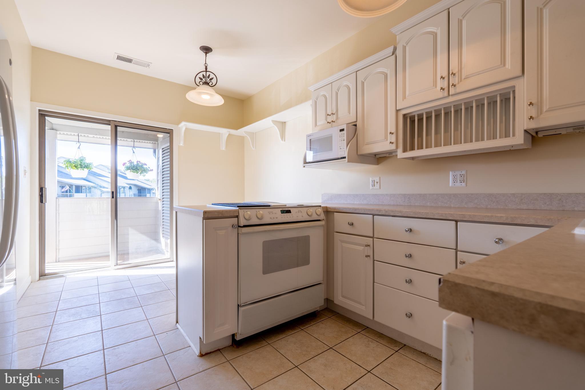 2014 Quay Village Ct #201