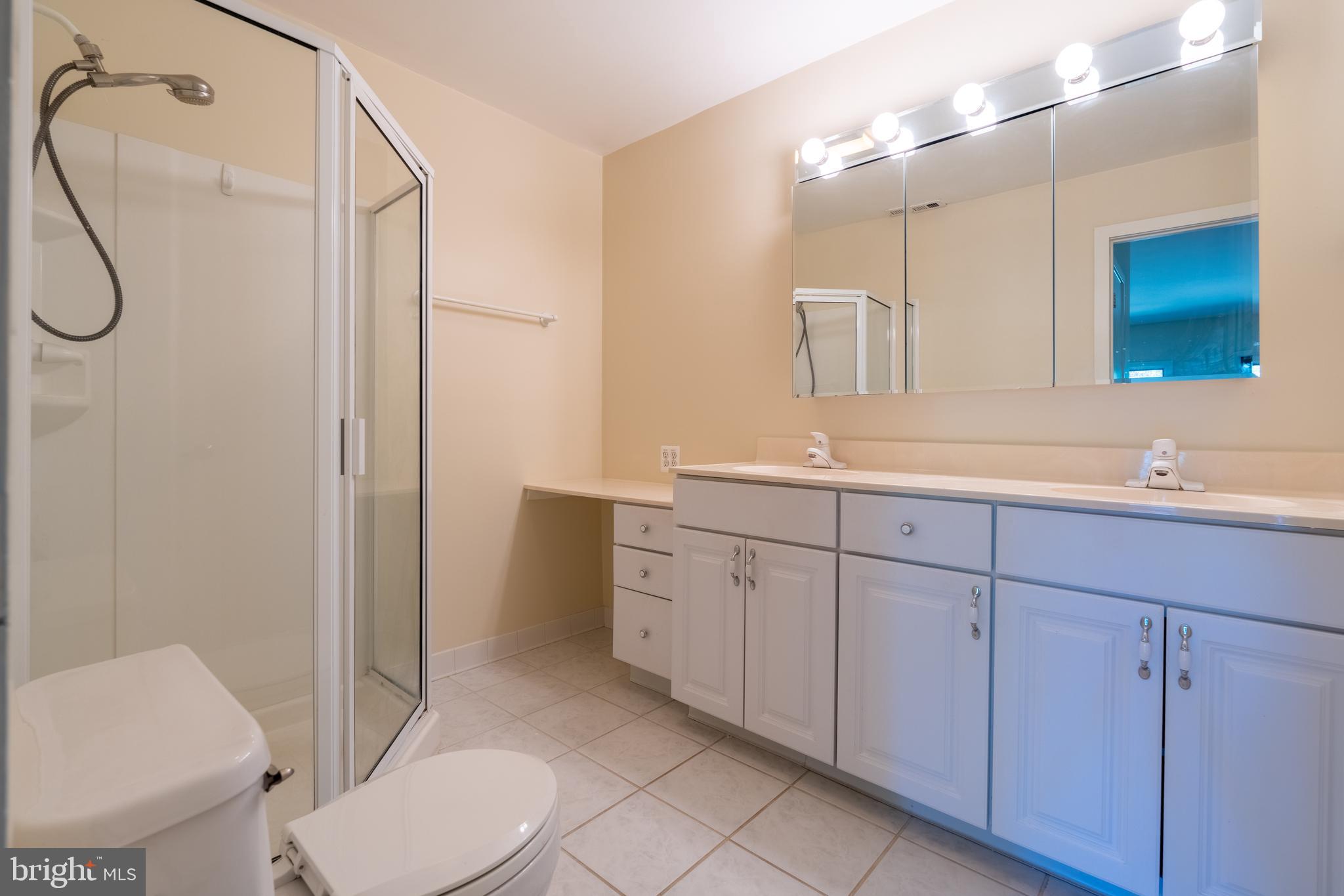 2014 Quay Village Ct #201