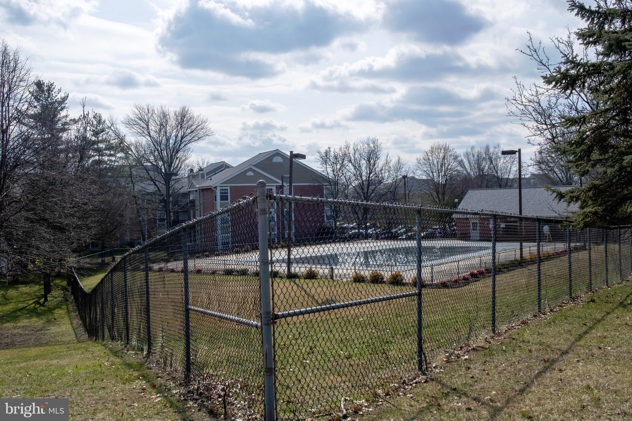 208 Spring Maiden Ct #104