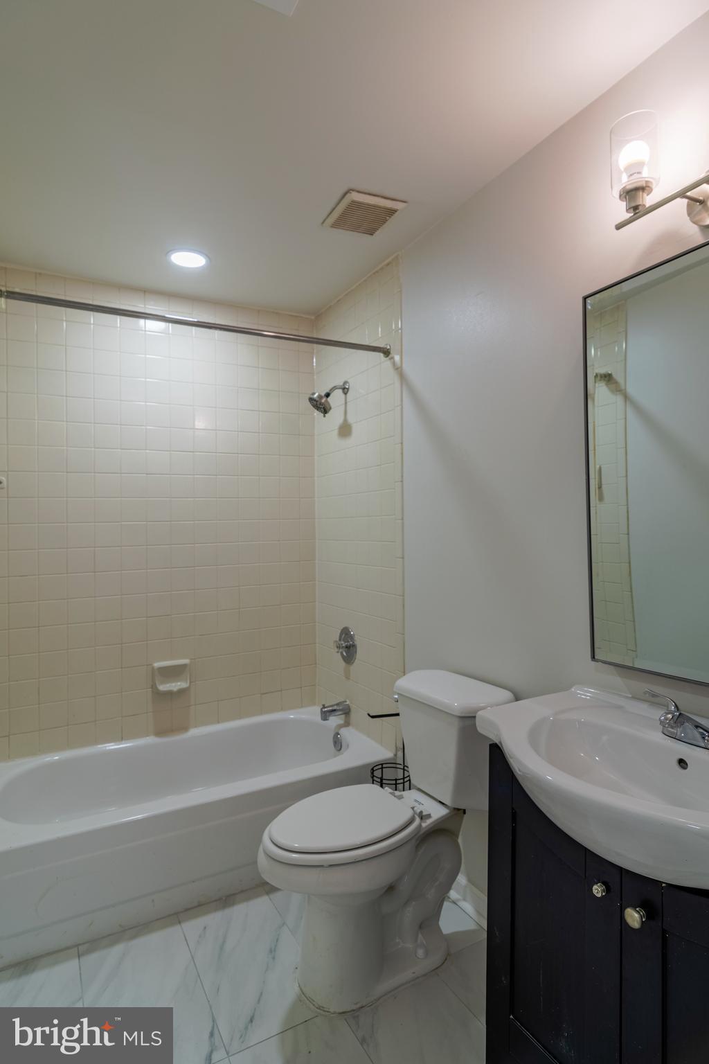 208 Spring Maiden Ct #104