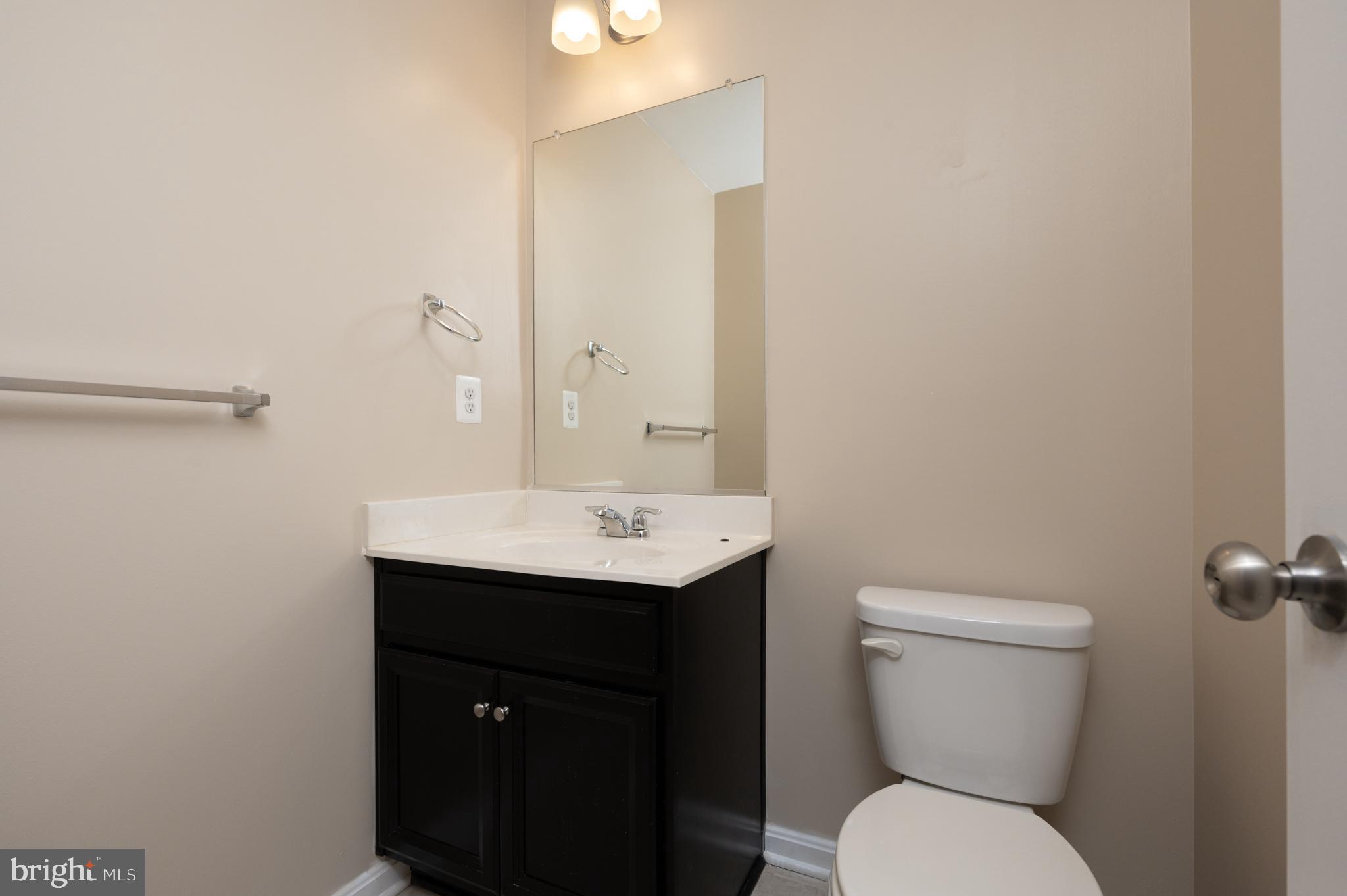 861 Nancy Lynn Ln