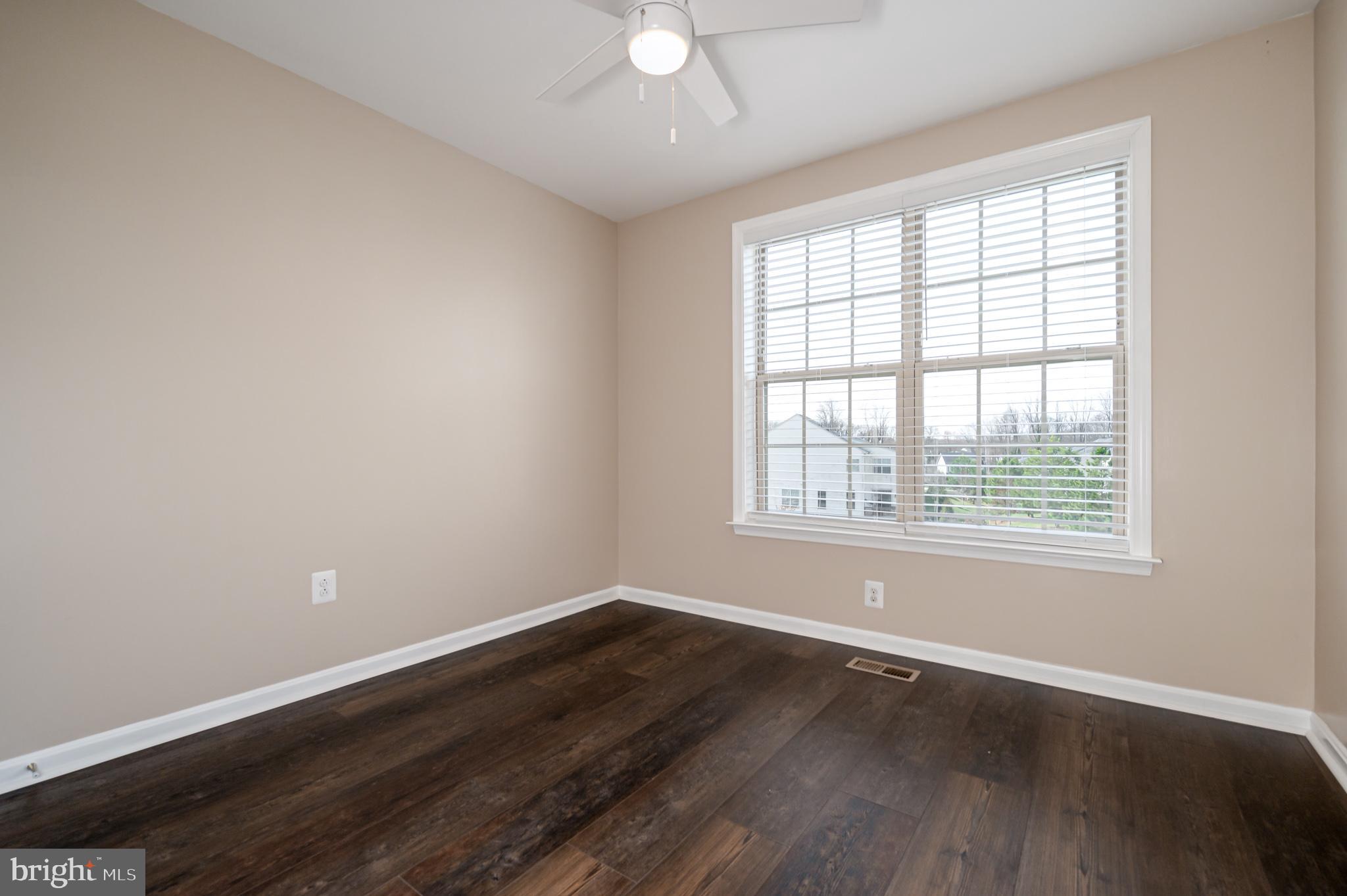 861 Nancy Lynn Ln