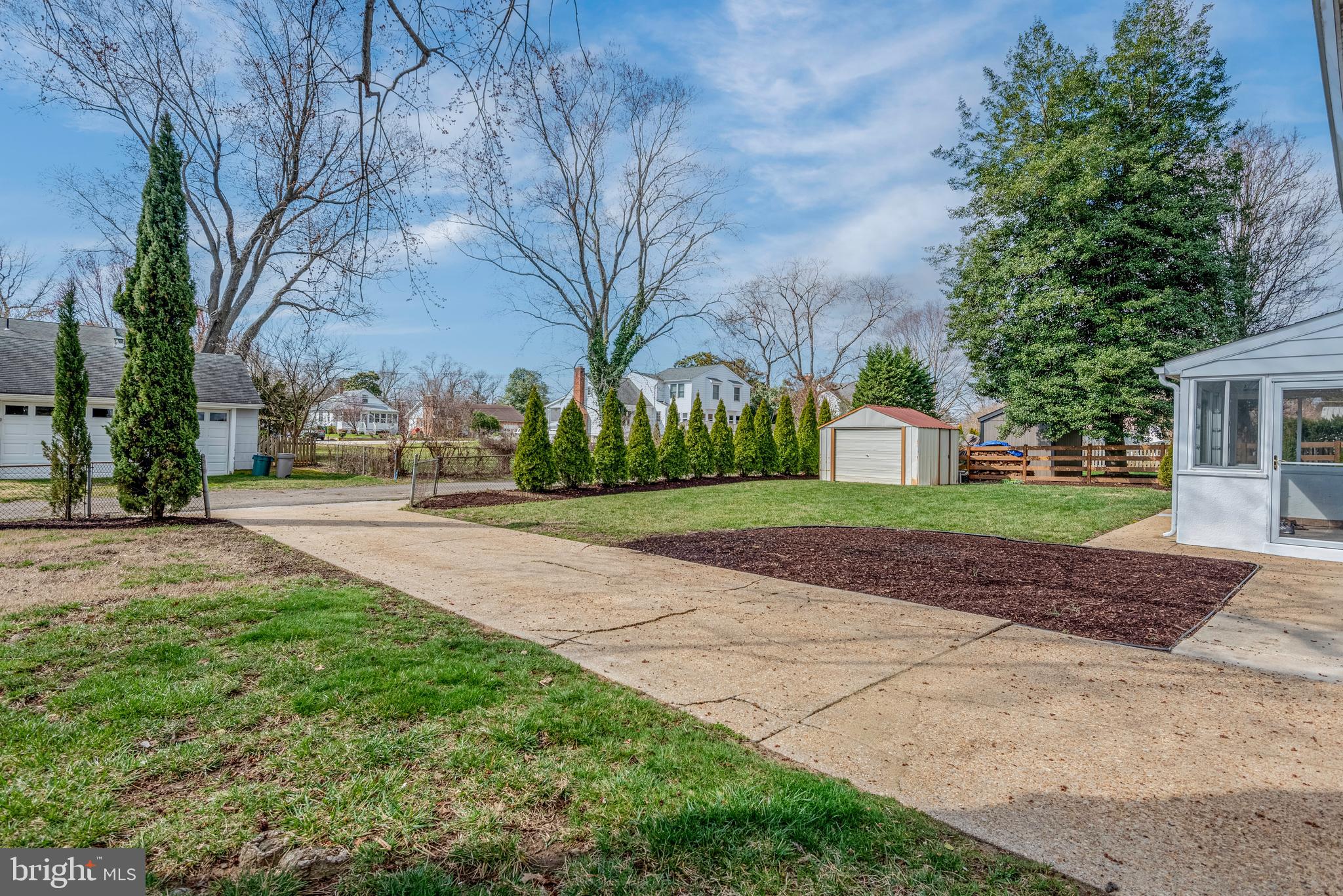 871 Highland Ave