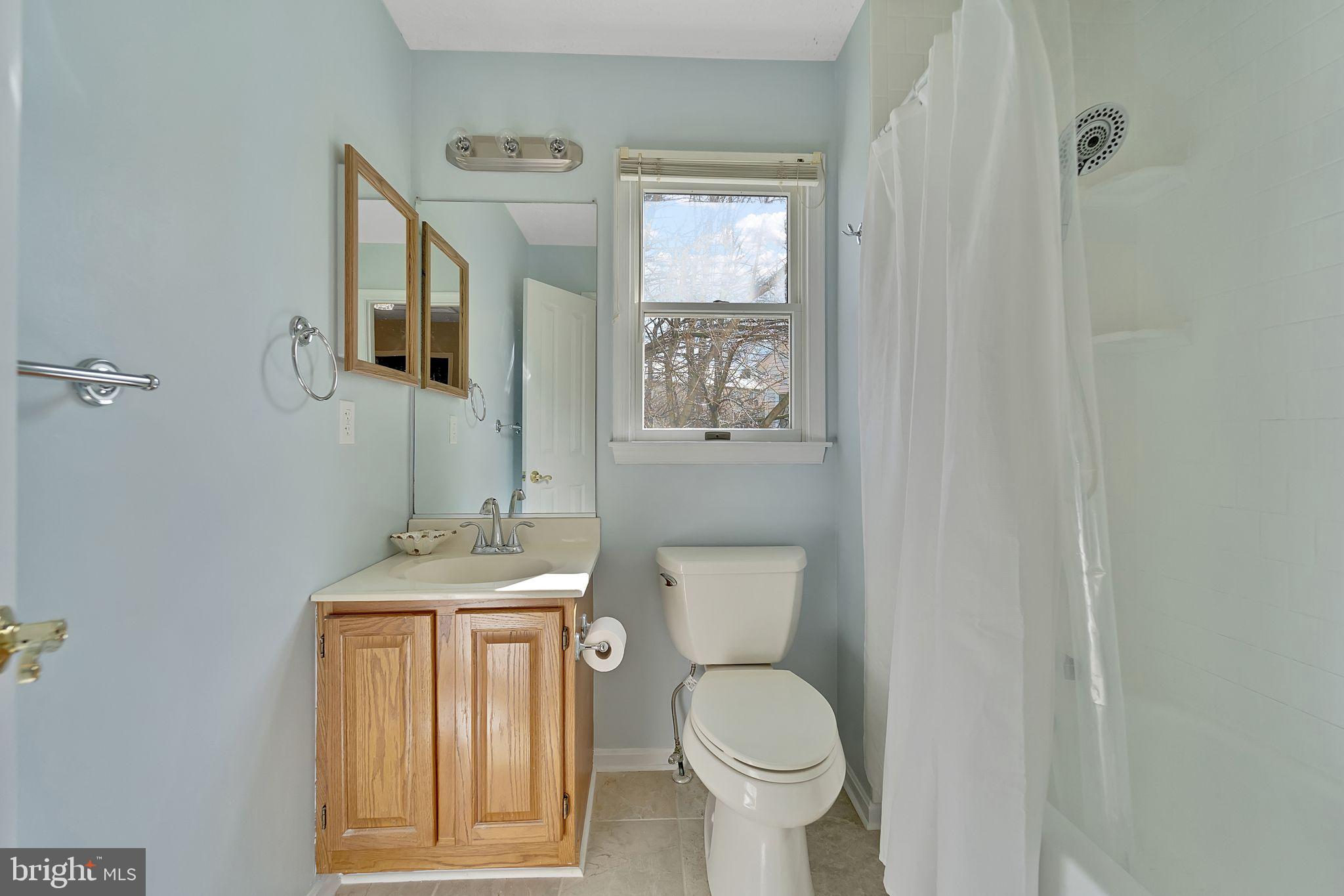 1001 Ice Crystal Ct