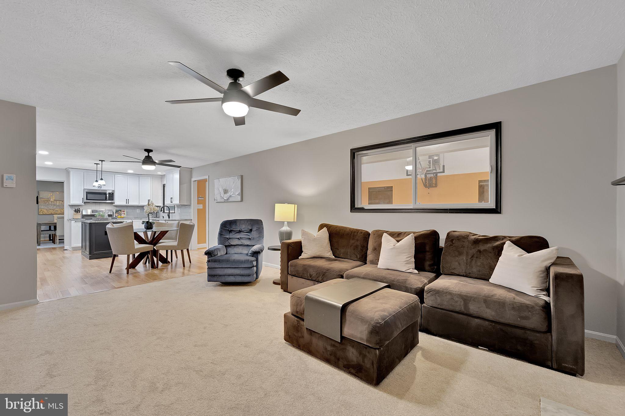 1001 Ice Crystal Ct