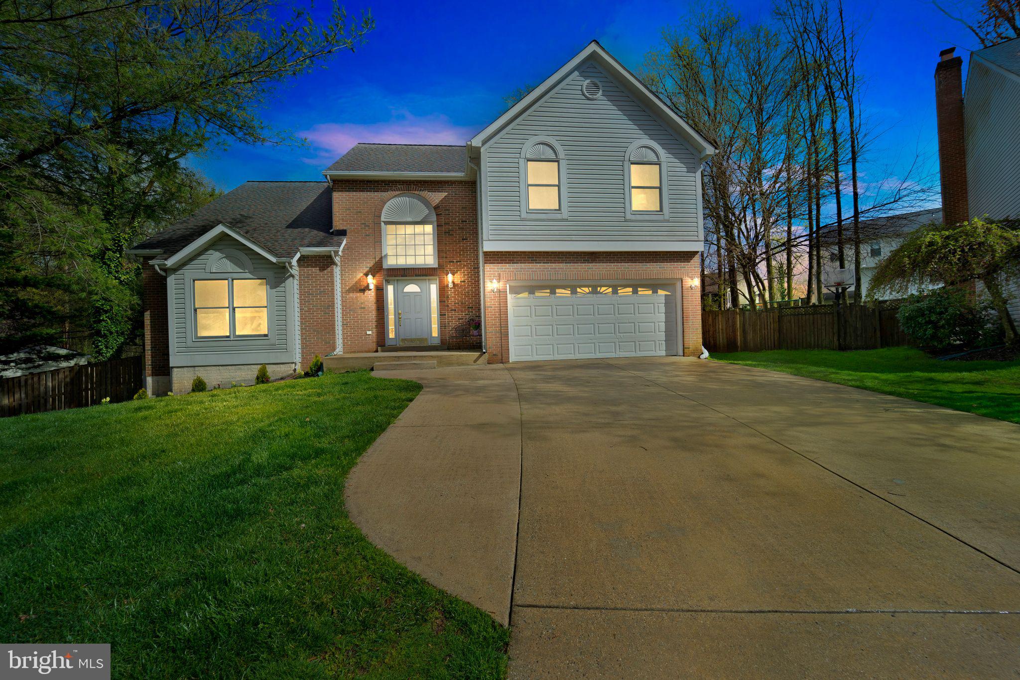1001 Ice Crystal Ct