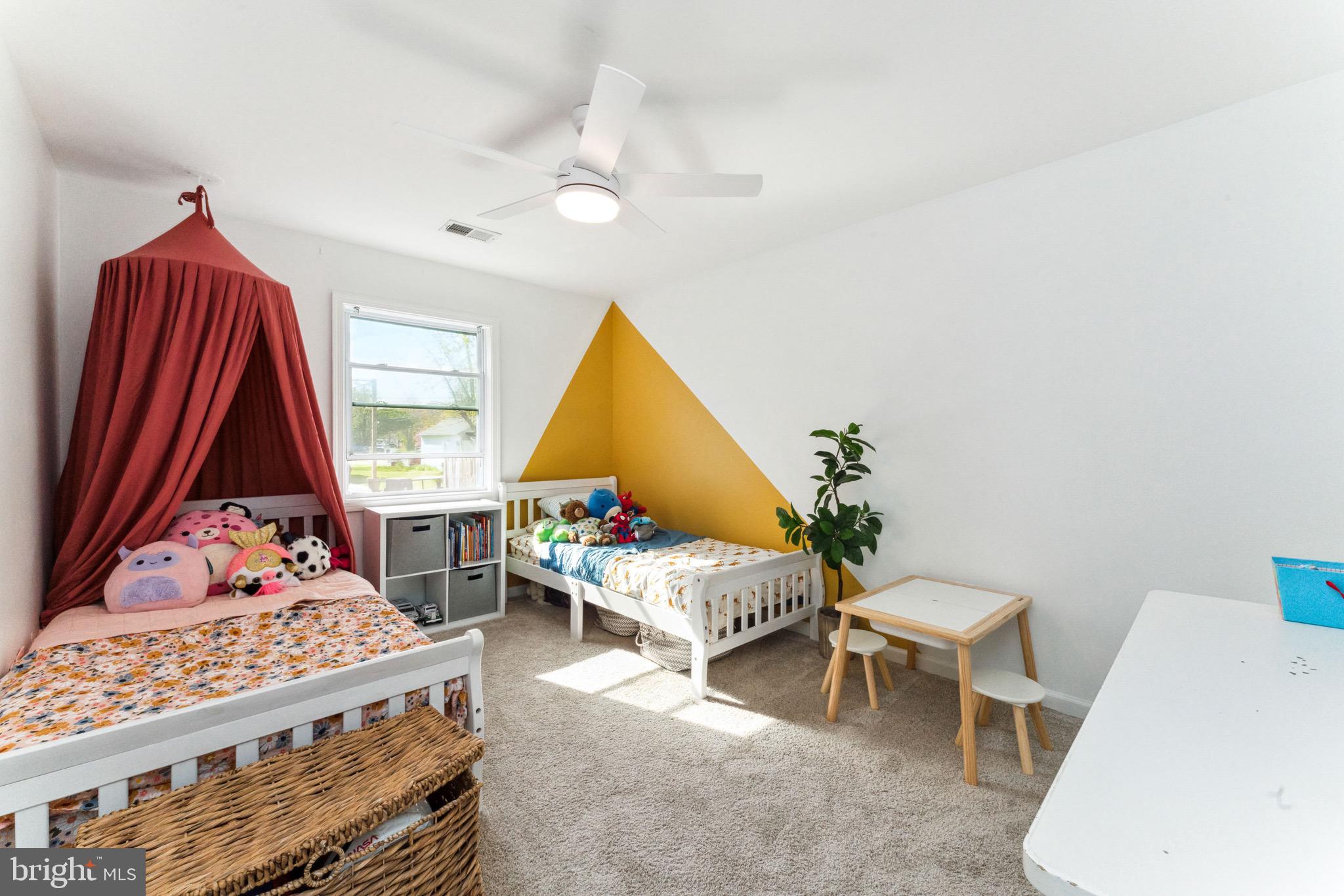 1170 Maple Ave