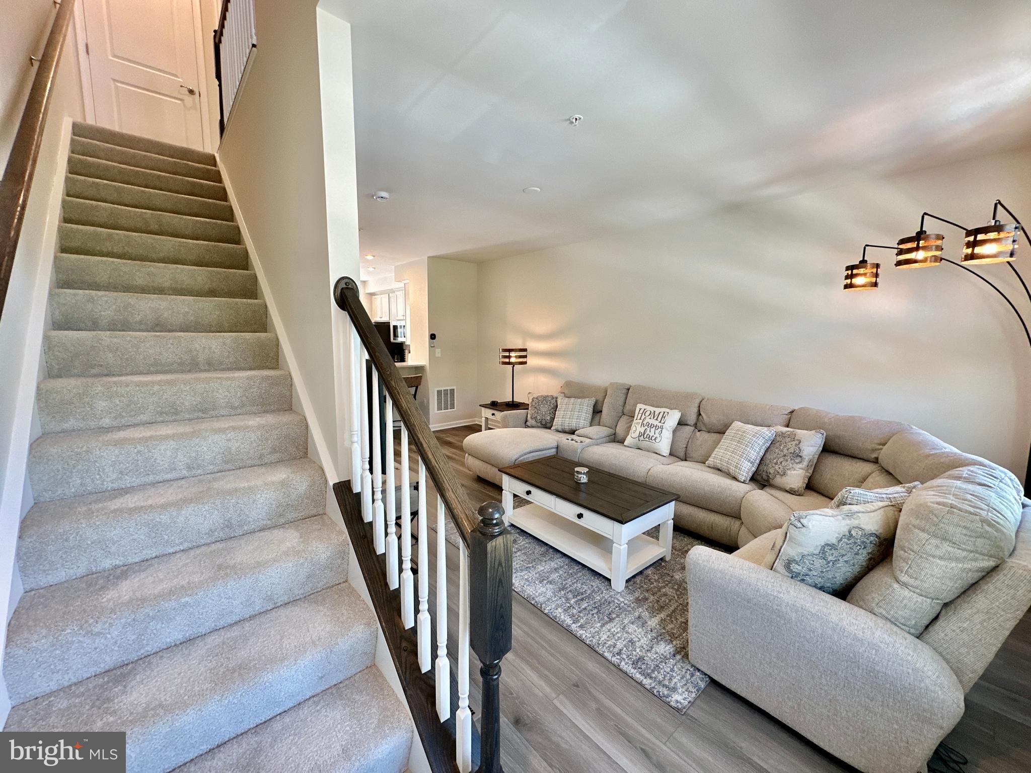 7916 Big Roundtop Rd