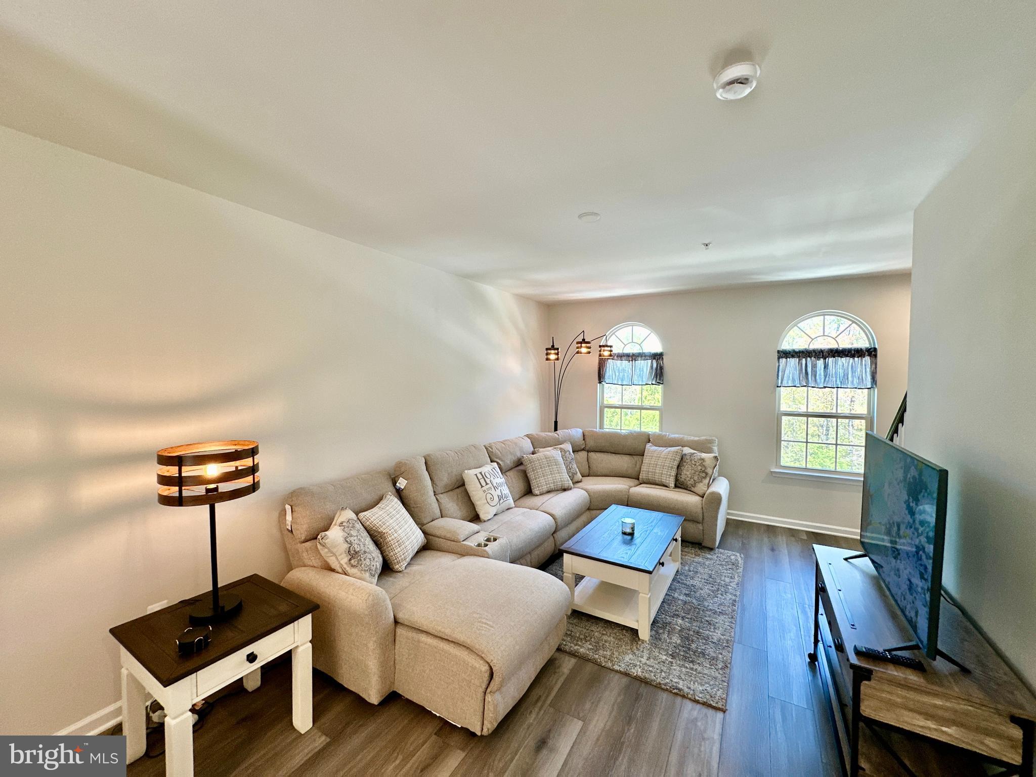 7916 Big Roundtop Rd