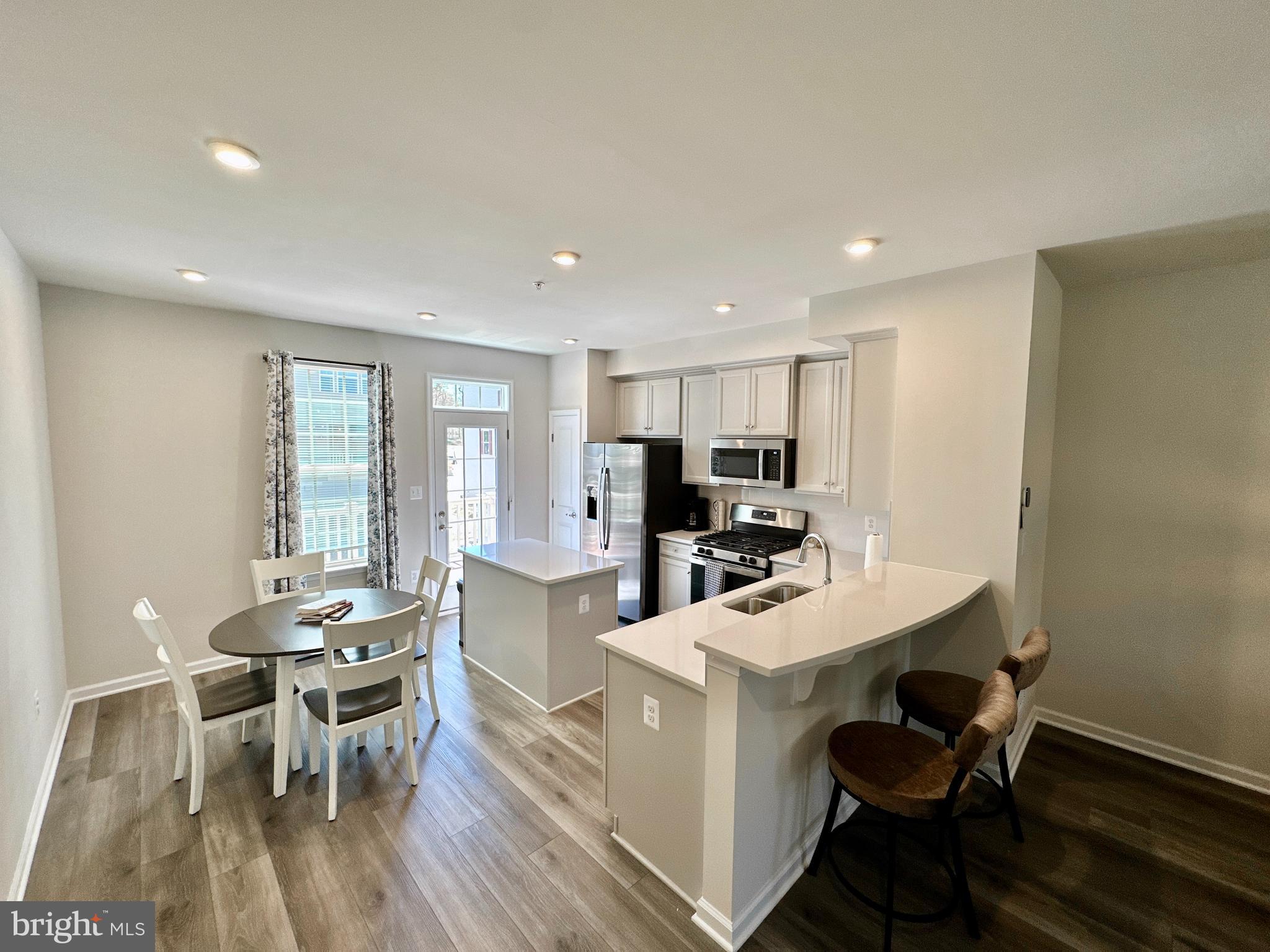 7916 Big Roundtop Rd