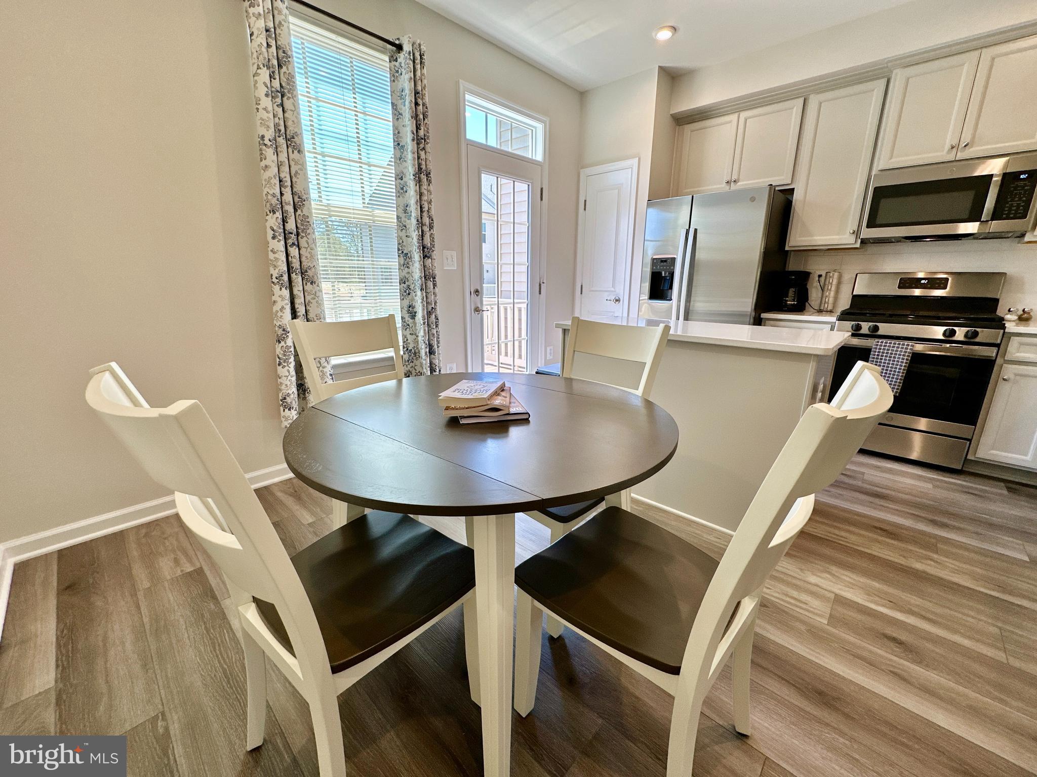 7916 Big Roundtop Rd