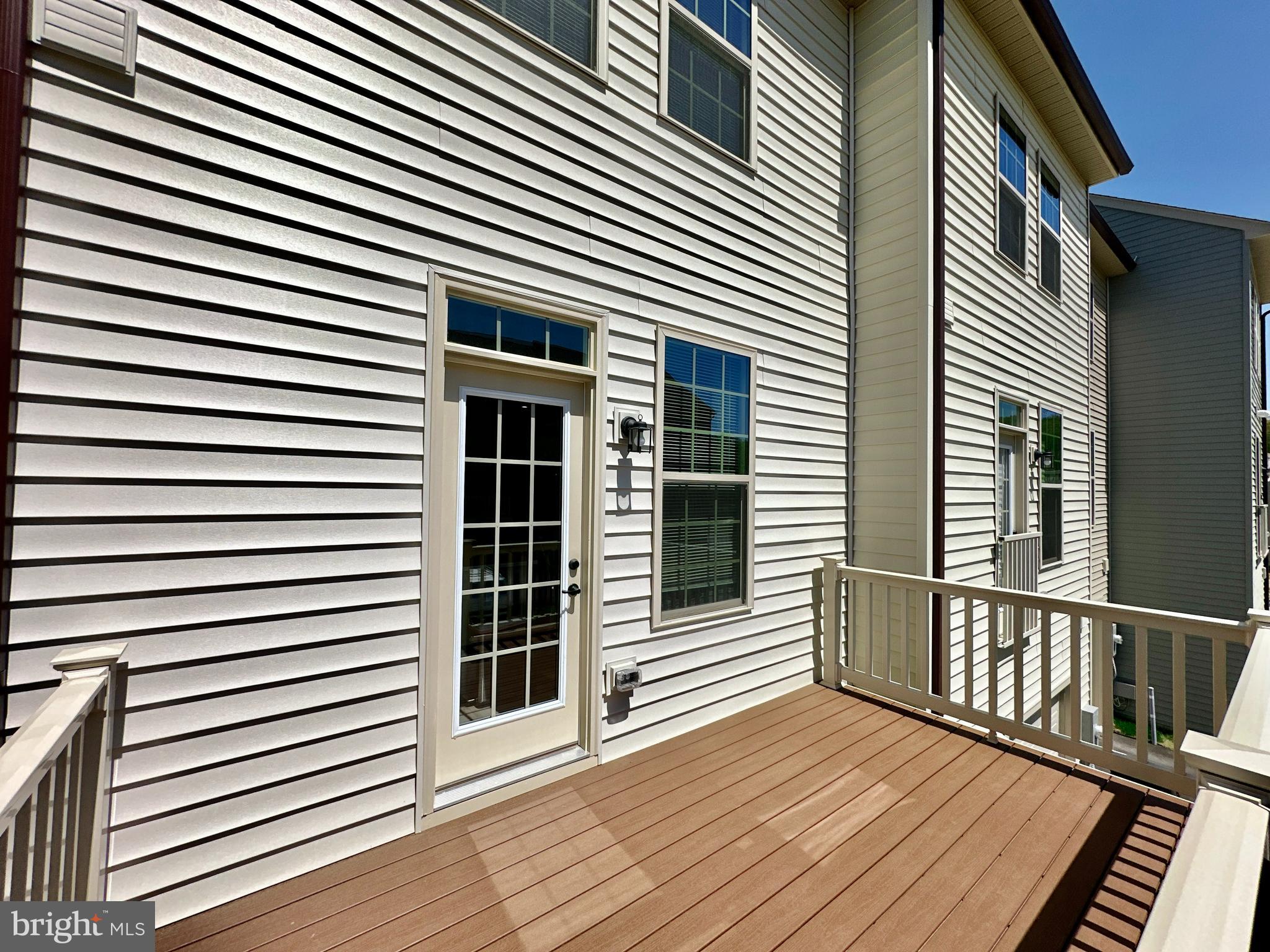 7916 Big Roundtop Rd