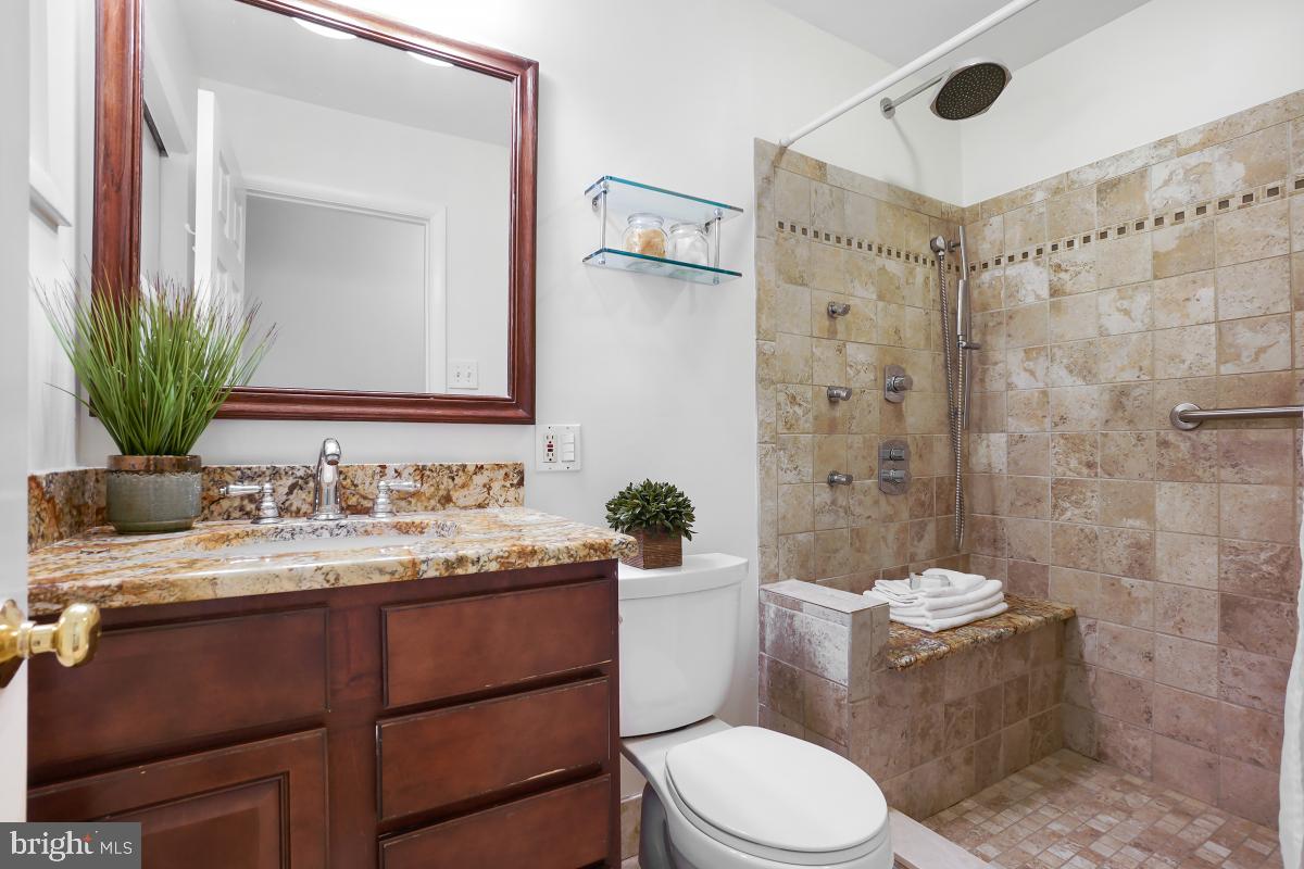 9 Romar Dr