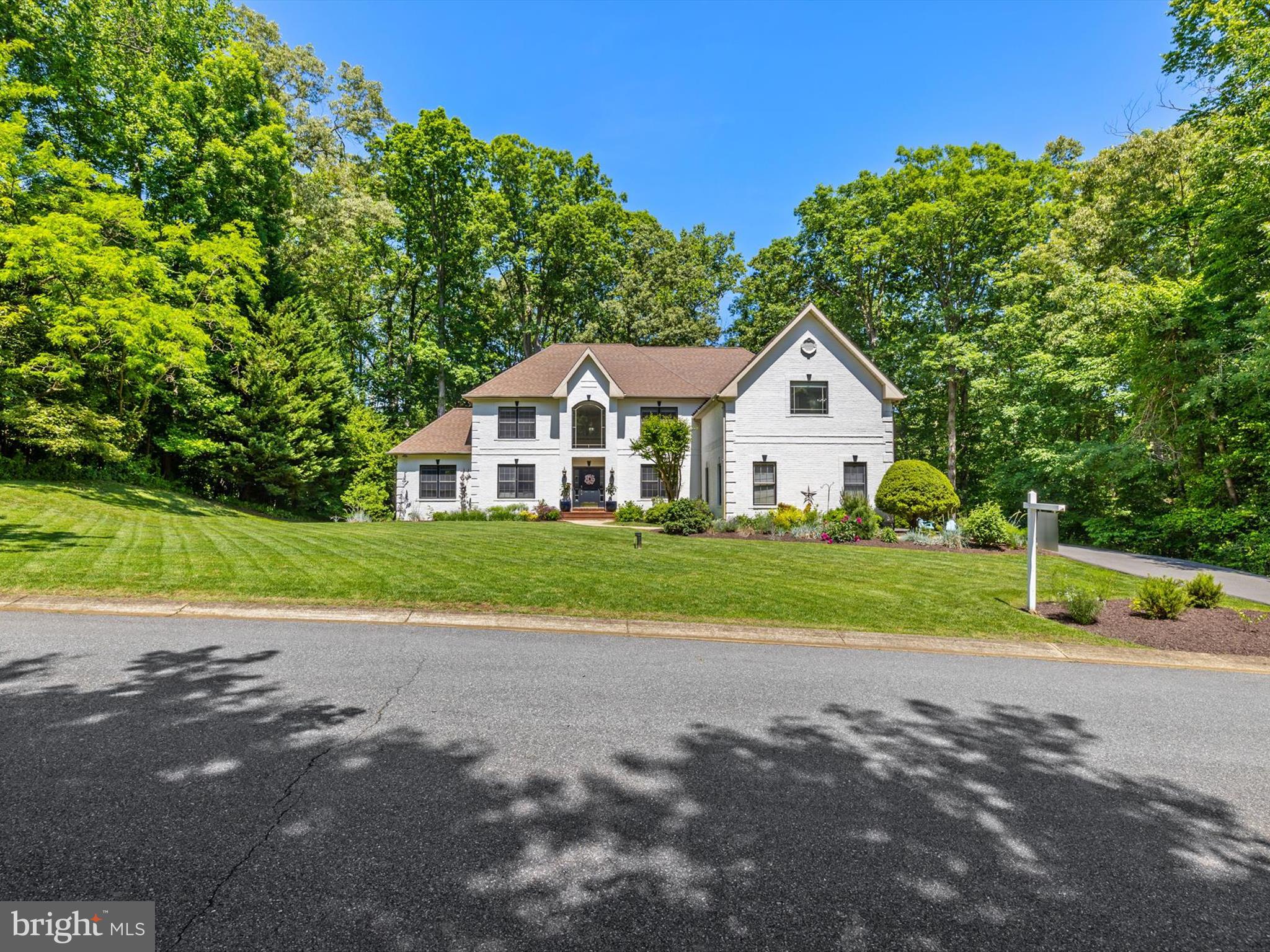 911 River Knoll Ct