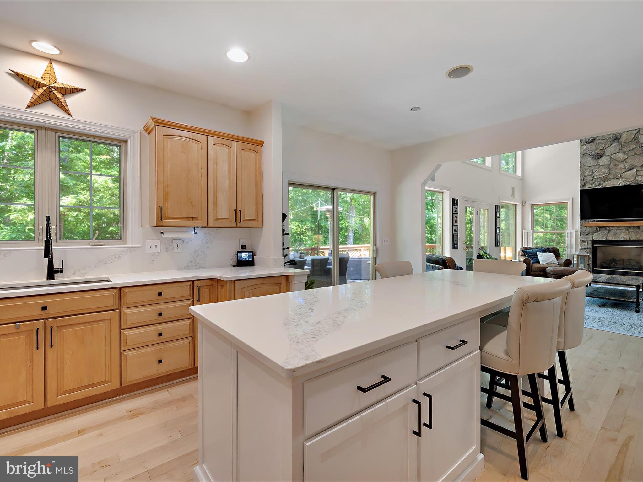 911 River Knoll Ct