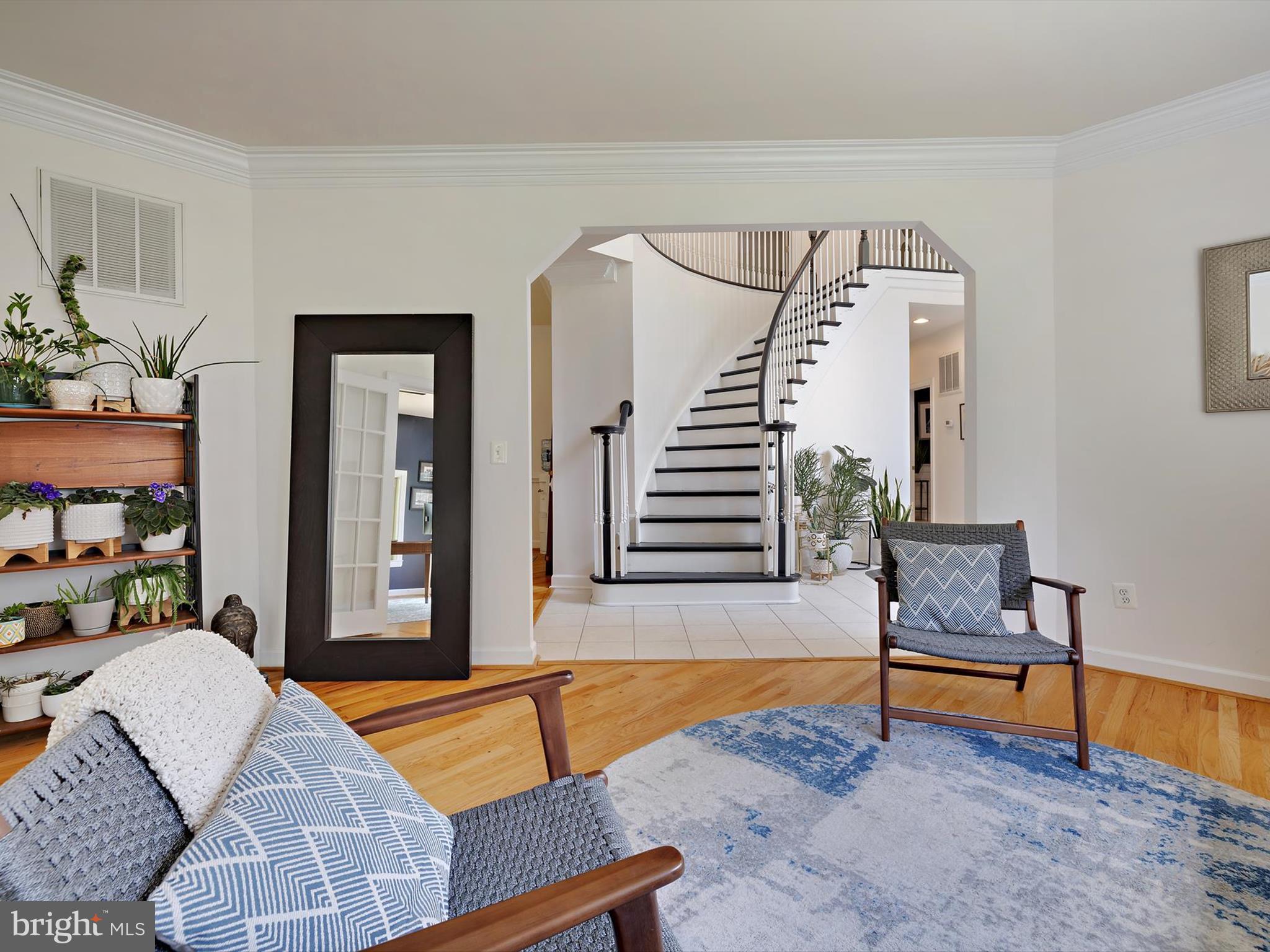 911 River Knoll Ct