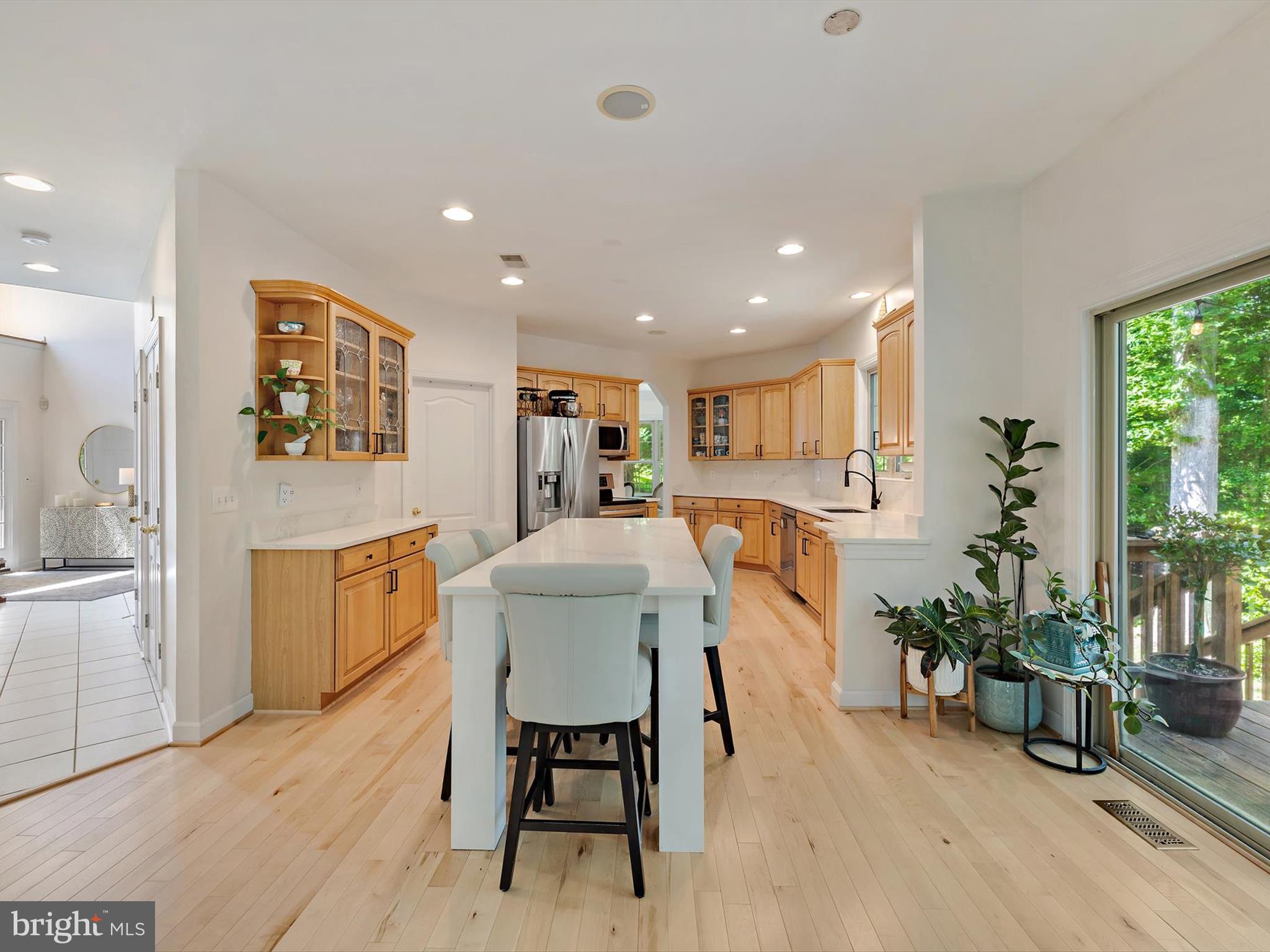 911 River Knoll Ct