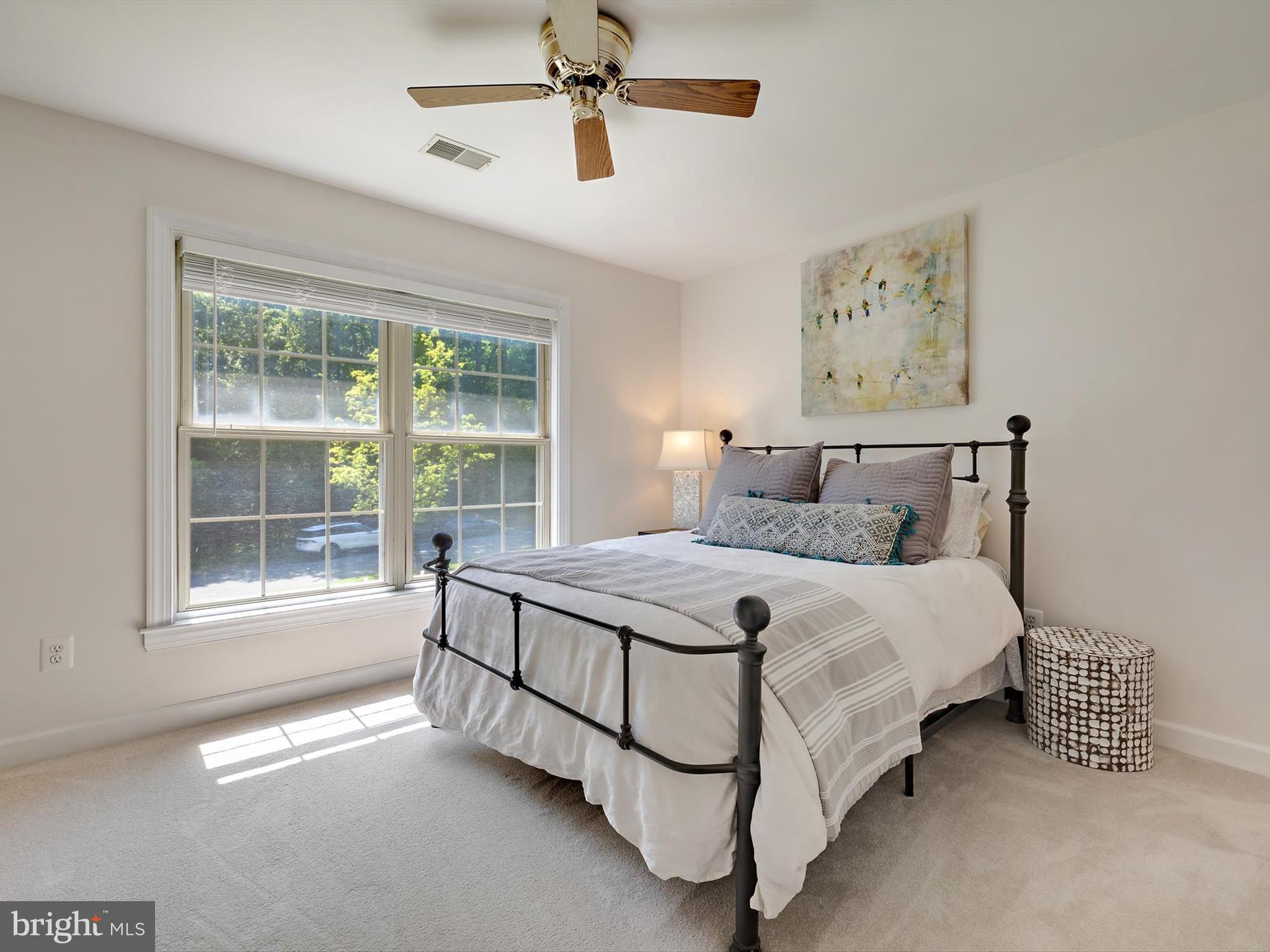 911 River Knoll Ct