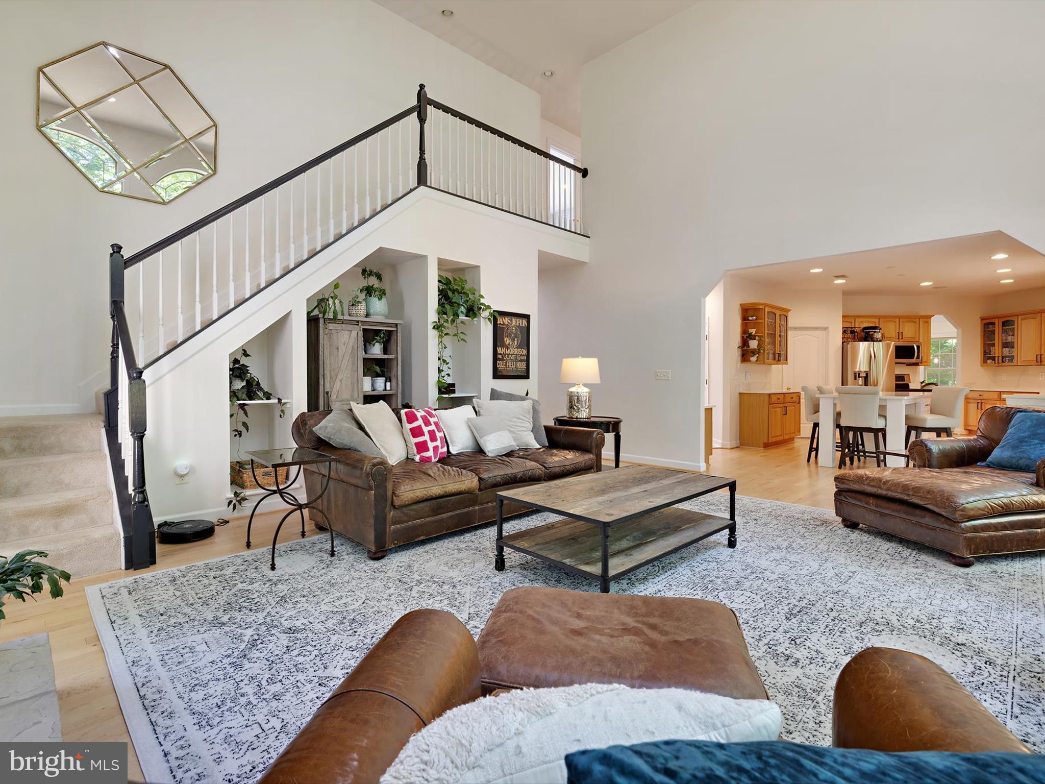 911 River Knoll Ct