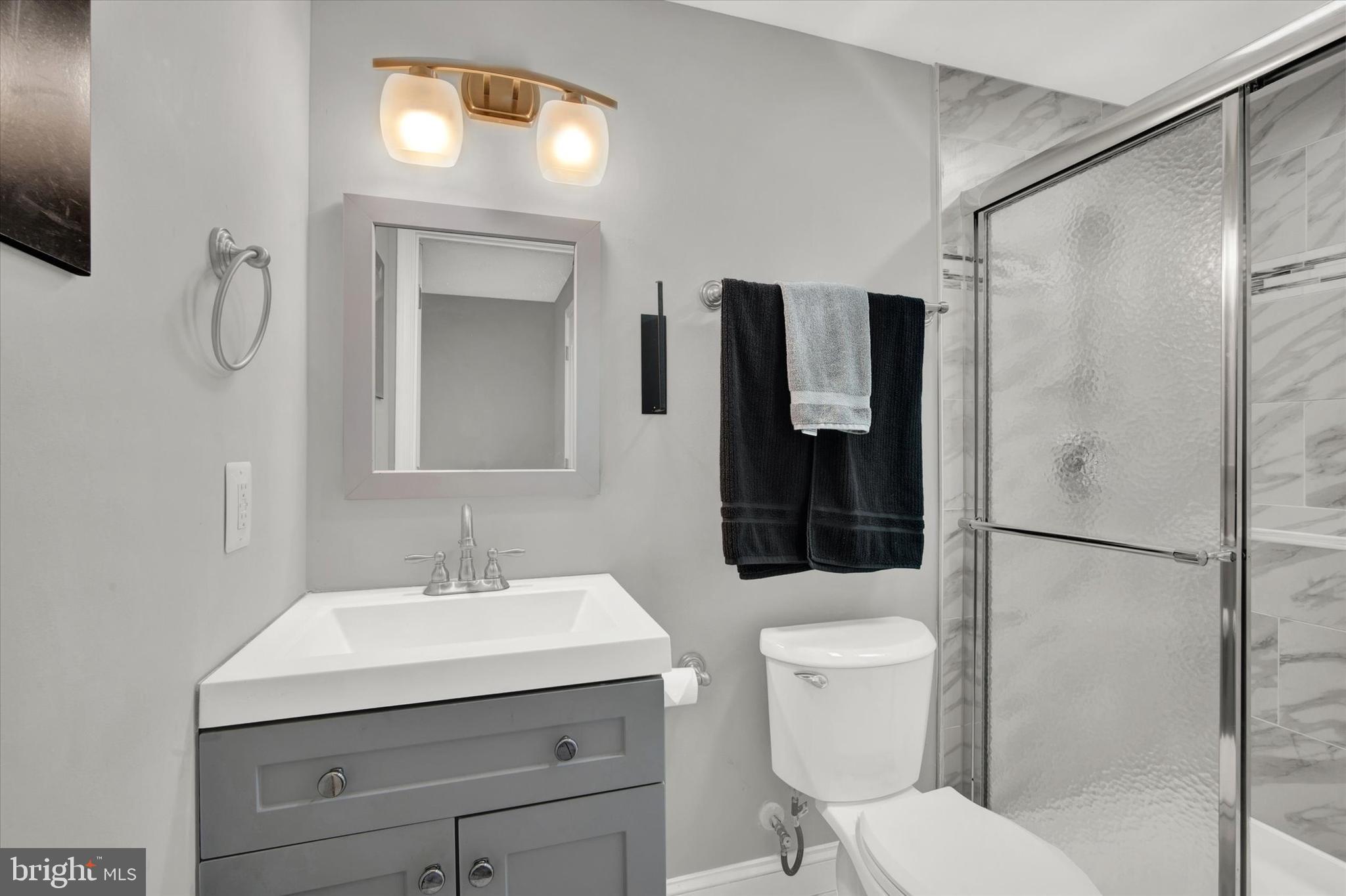 329 Regency Cir
