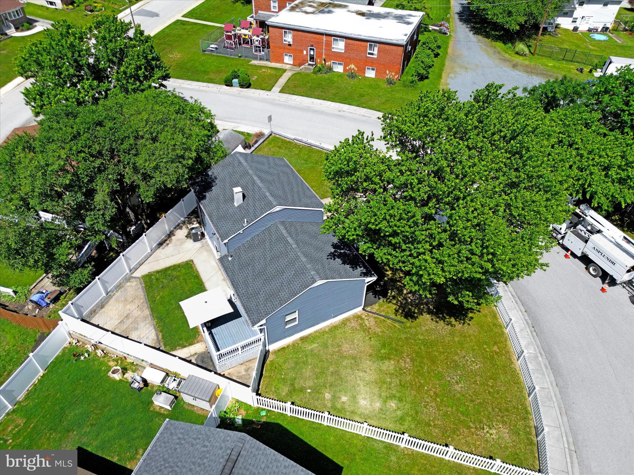 329 Regency Cir