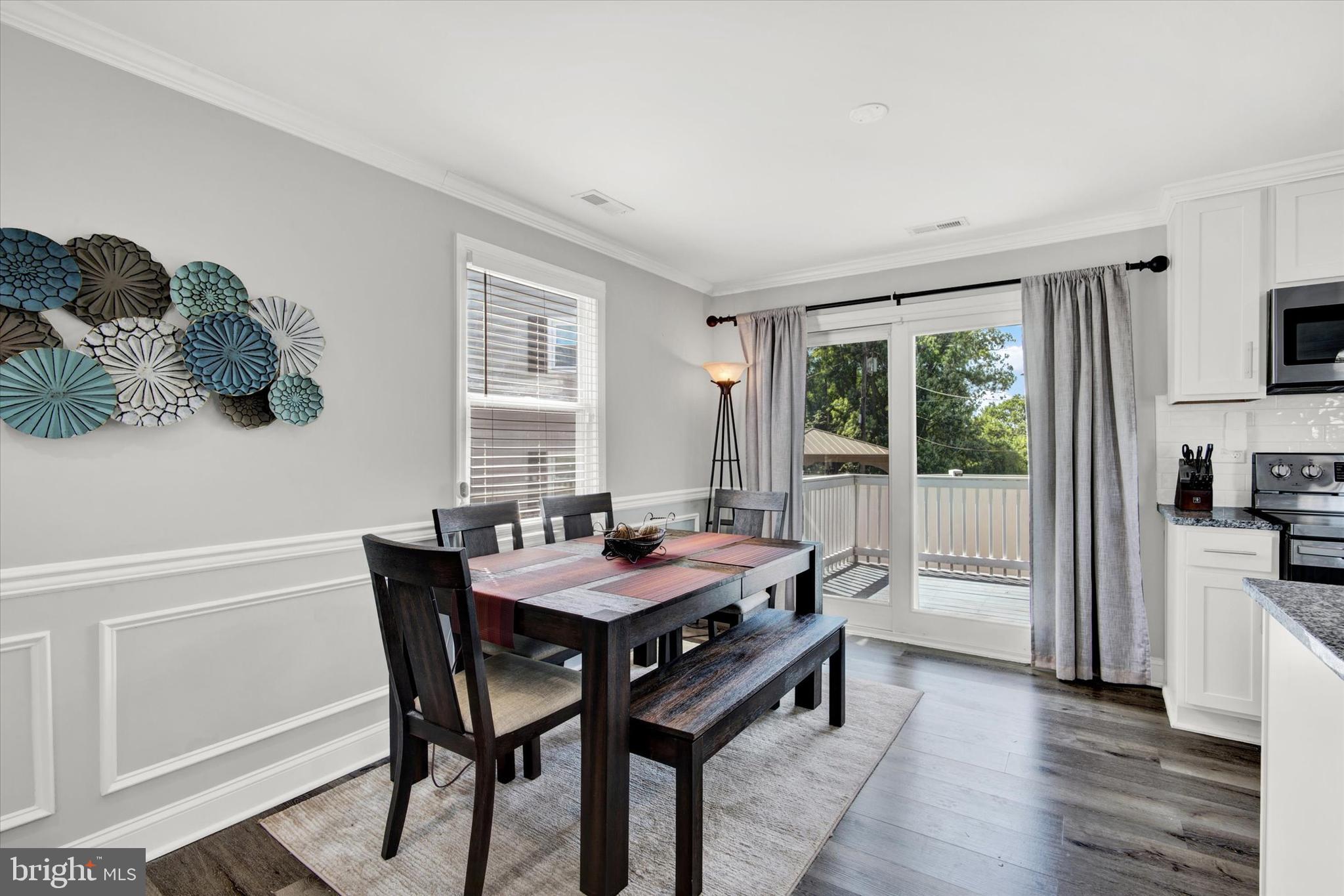 329 Regency Cir