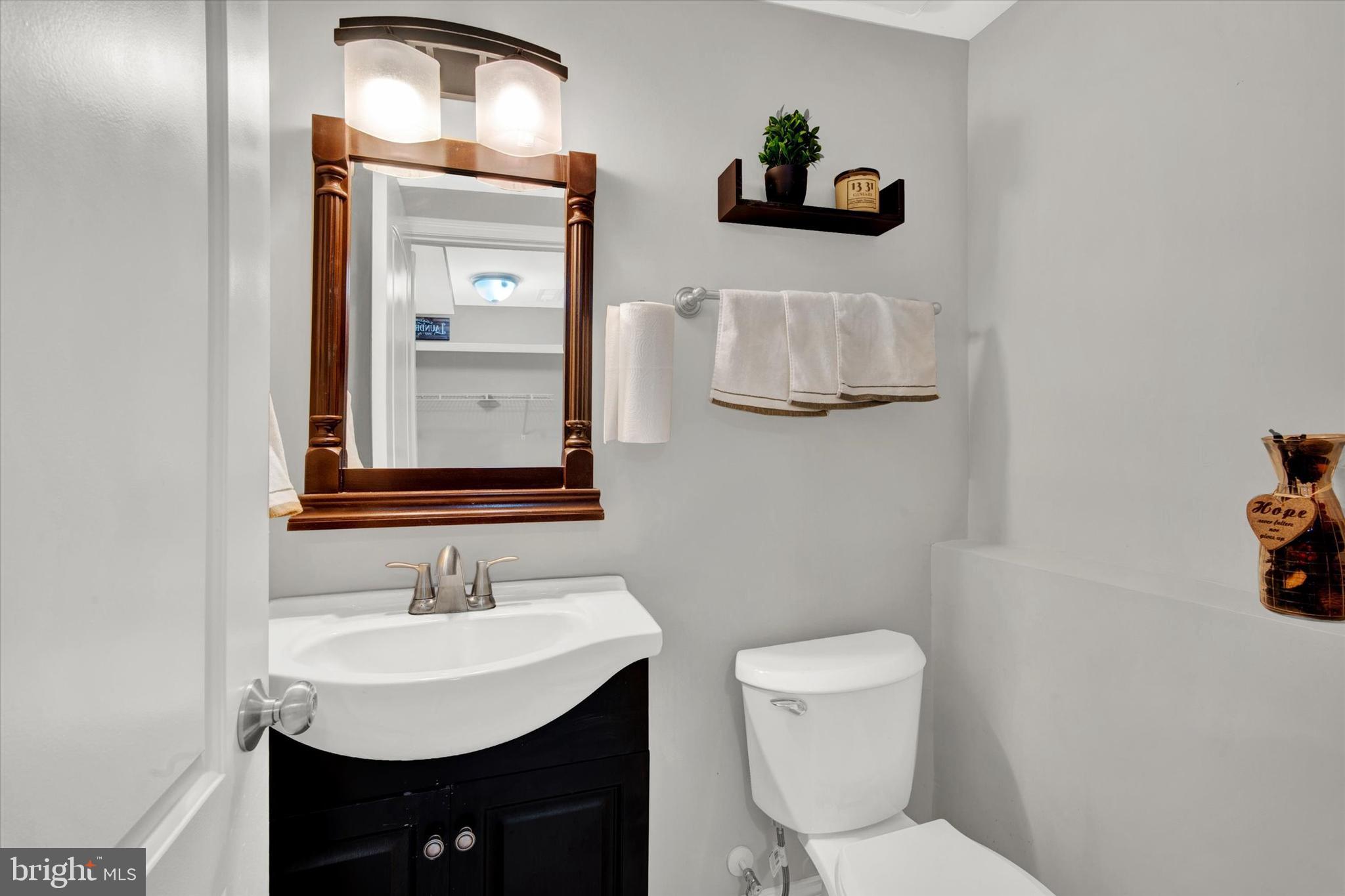 329 Regency Cir