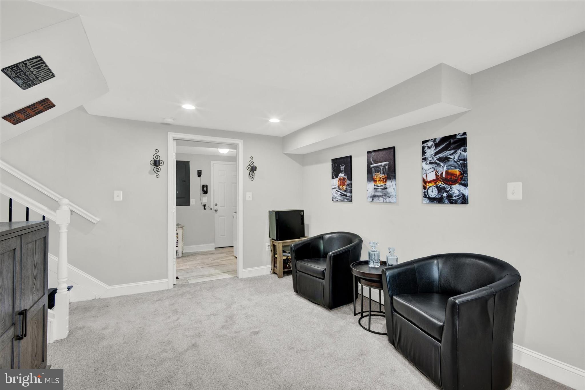 329 Regency Cir