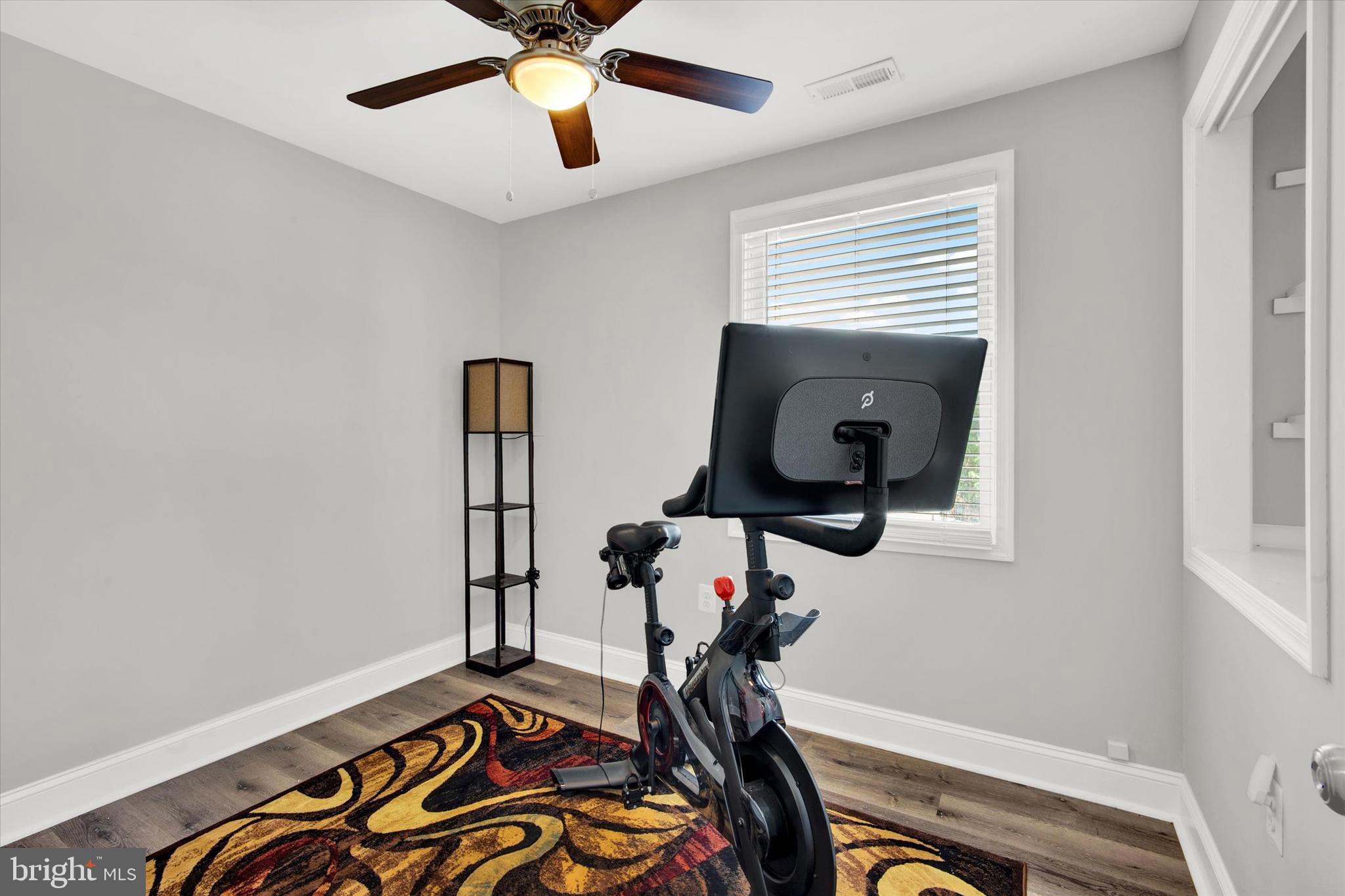 329 Regency Cir